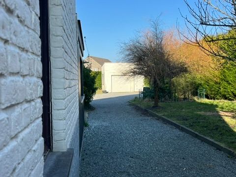 Exclusief te renoveren herenhuis met 5 slpks dit op toplocatie in het aangename Nazareth - De Pinte! foto 19