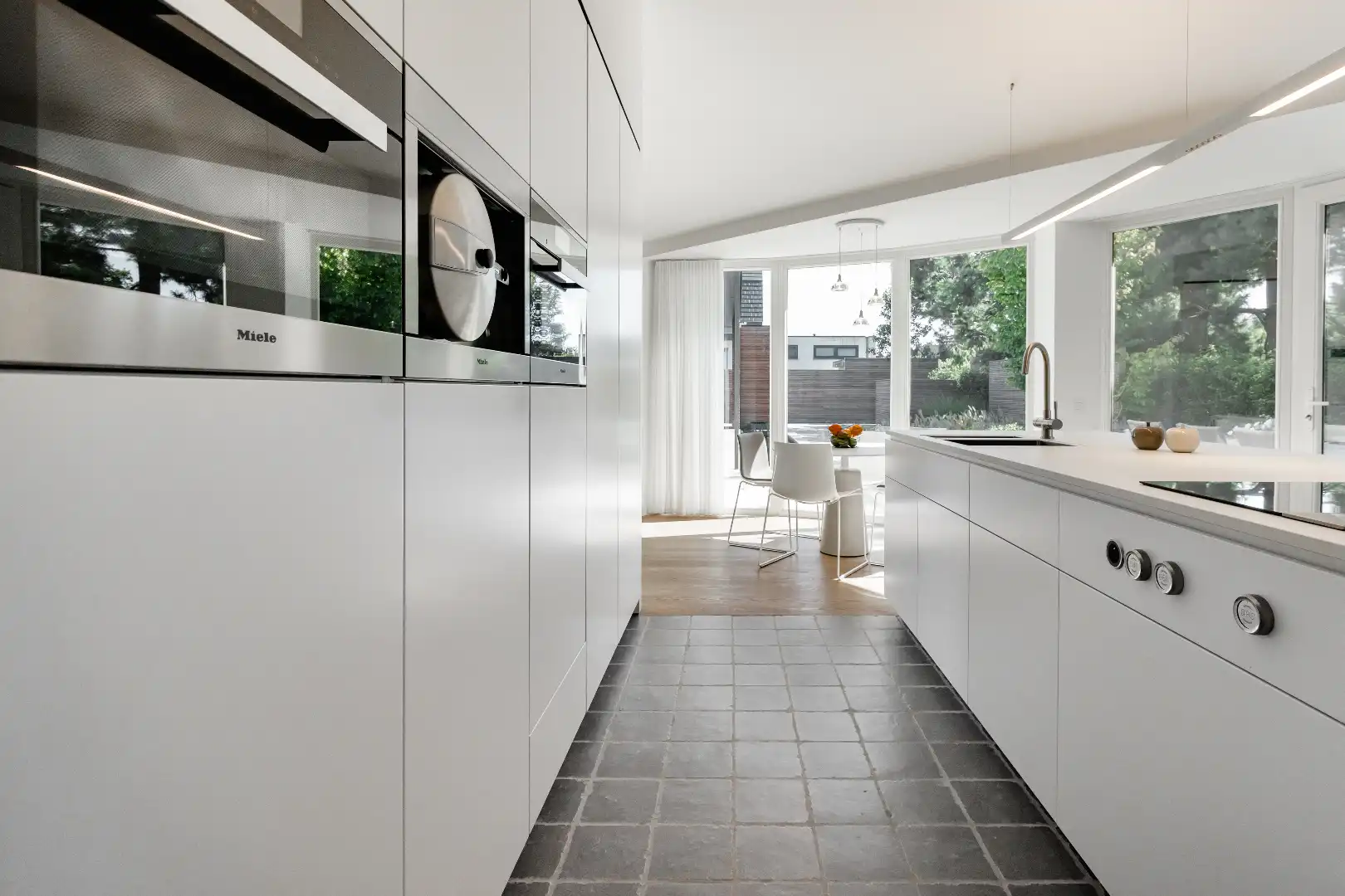 Unieke gerenoveerde teutenwoning (tweewoonst) foto 11