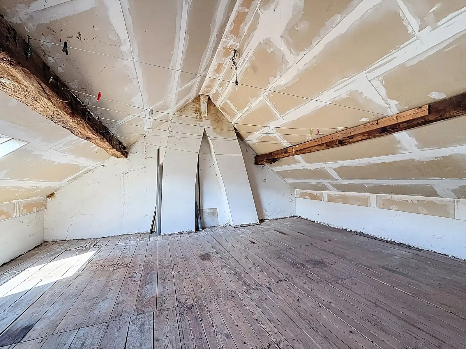 Renovatiepand met potentieel in Centrum van Tienen foto 8