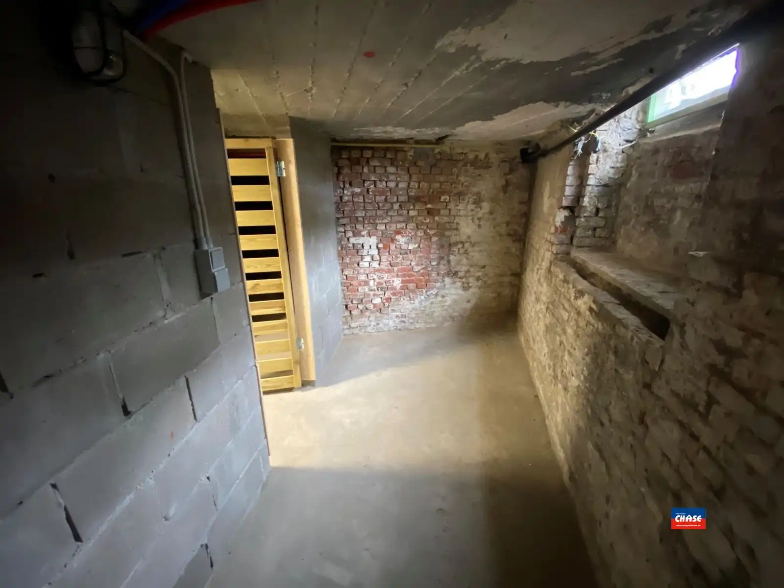 Verzorgde studio met aparte slaapkamer, fietsenstalling en kelderberging  foto 12