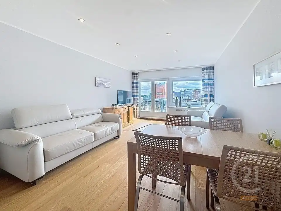 Instapklare studio in het centrum van Westende-Bad foto {{pictureIndex}}