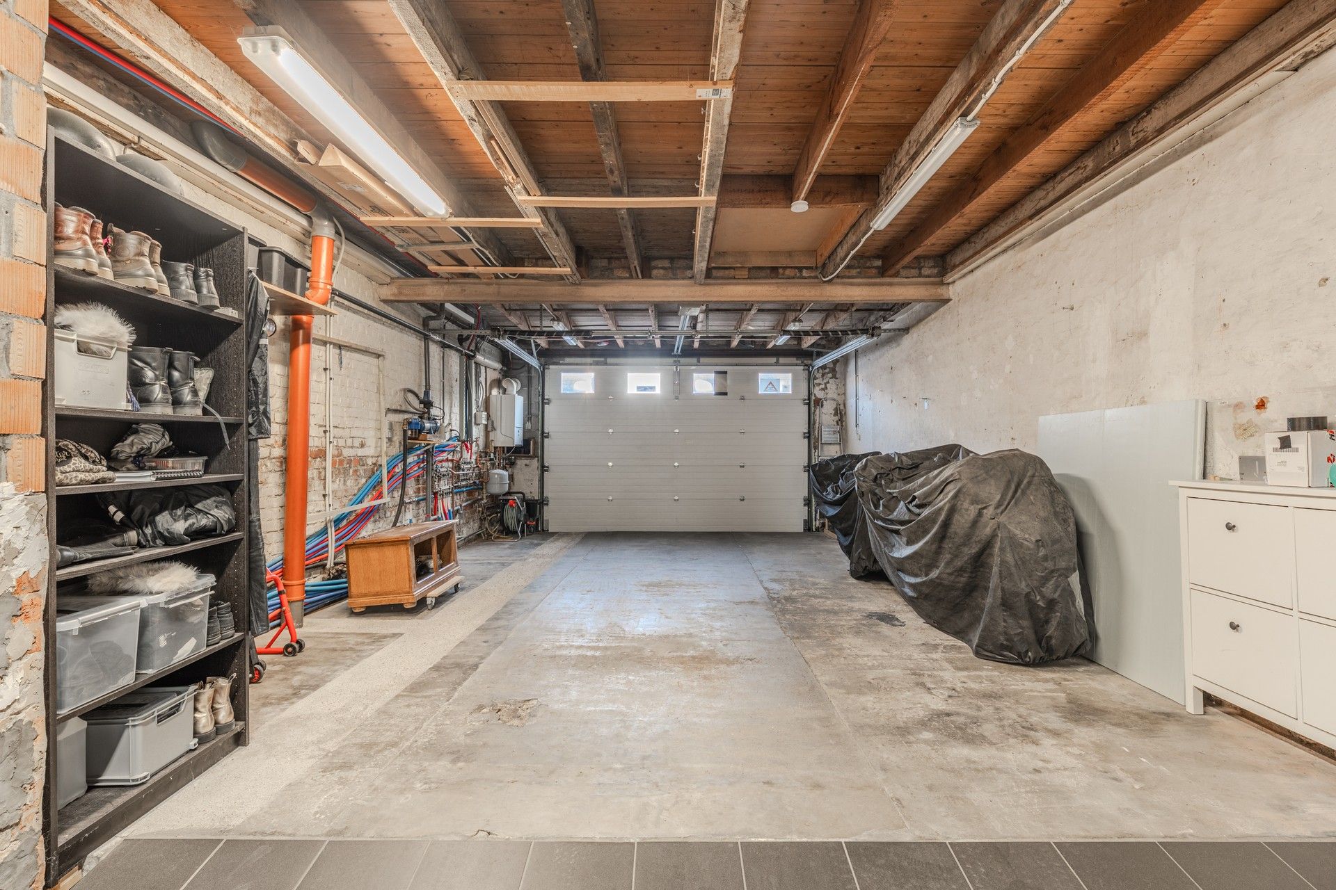 Ruime gezinswoning met garage en tuin in het rustige Pervijze. foto 16