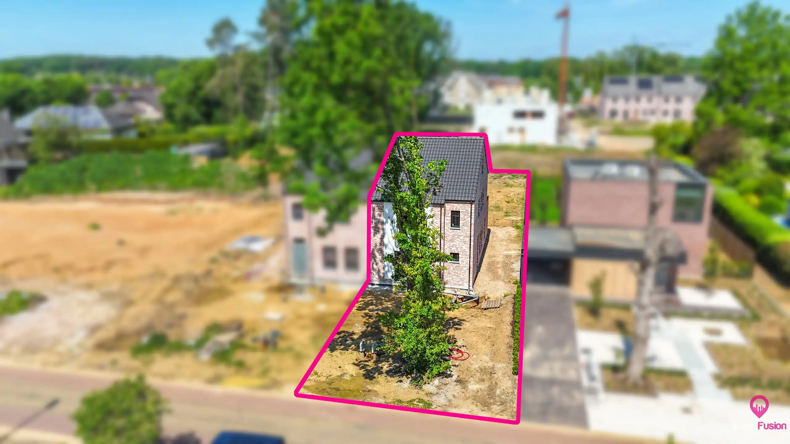 Prachtig gelegen casco woning met 4 slaapkamers! foto 9