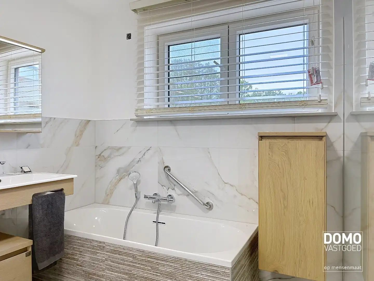 VOLLEDIG GERENOVEERDE WONING MET 3 SLAAPKAMERS EN ZUIDGERICHTE TUIN foto 11