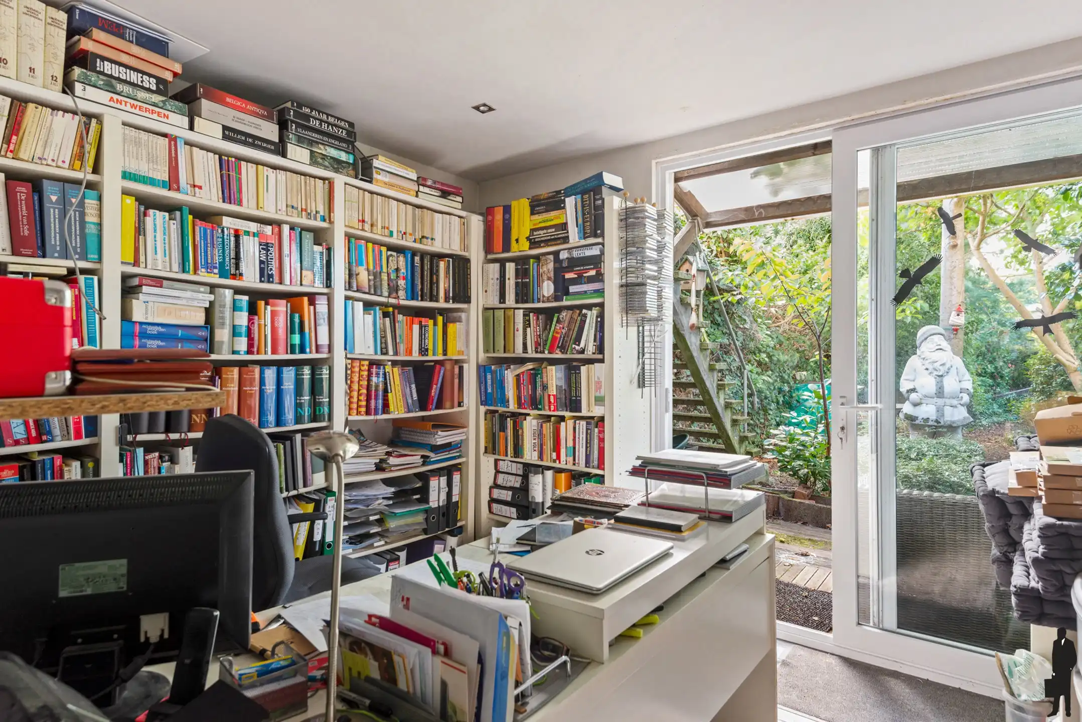 Ruim handelshuis met grote tuin in hartje Wilrijk&nbsp; foto 2