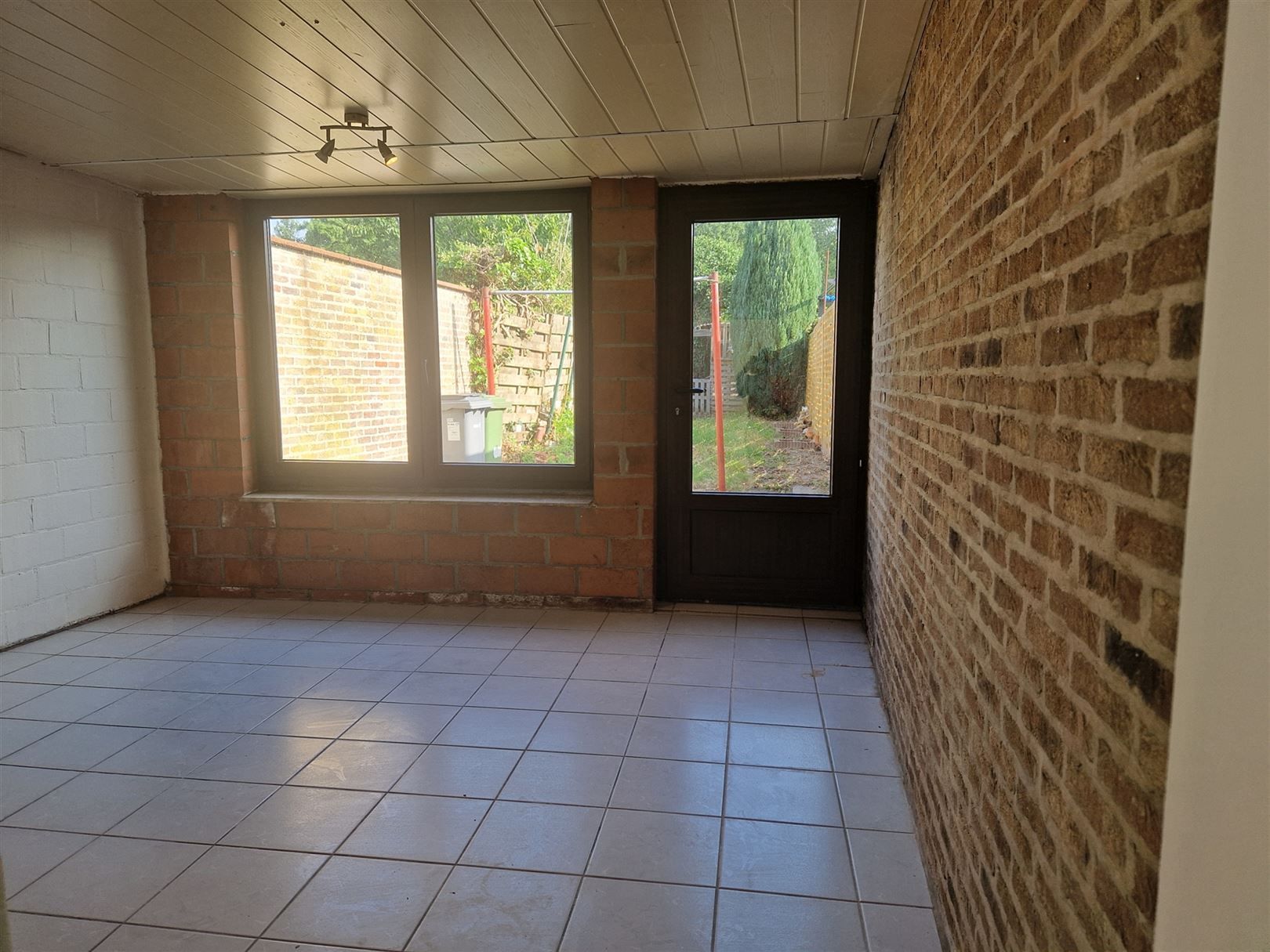 Instapklare rijwoning met 3 slpks en tuin. foto 3