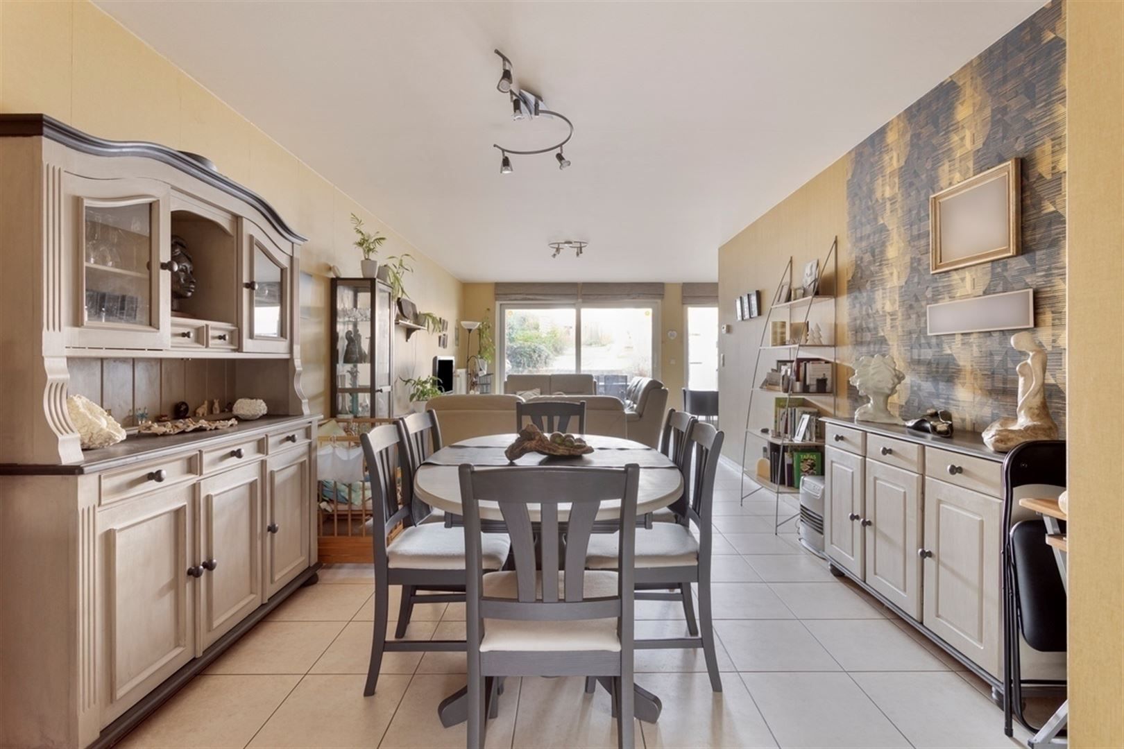 Instapklare woning centrum Bevere foto 3