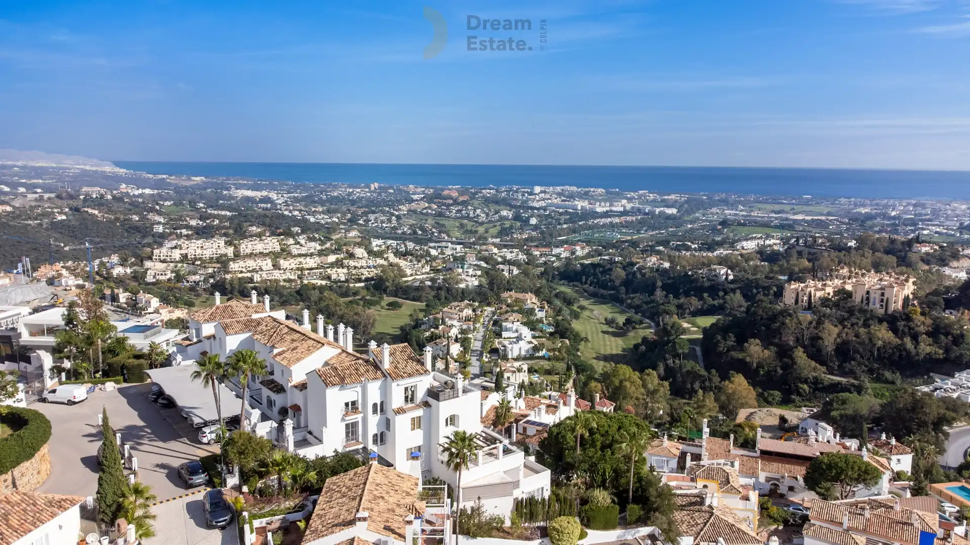 4 Slaapkamer duplex met adembenemende uitzichten te Las Colinas, Benahavís. foto 35