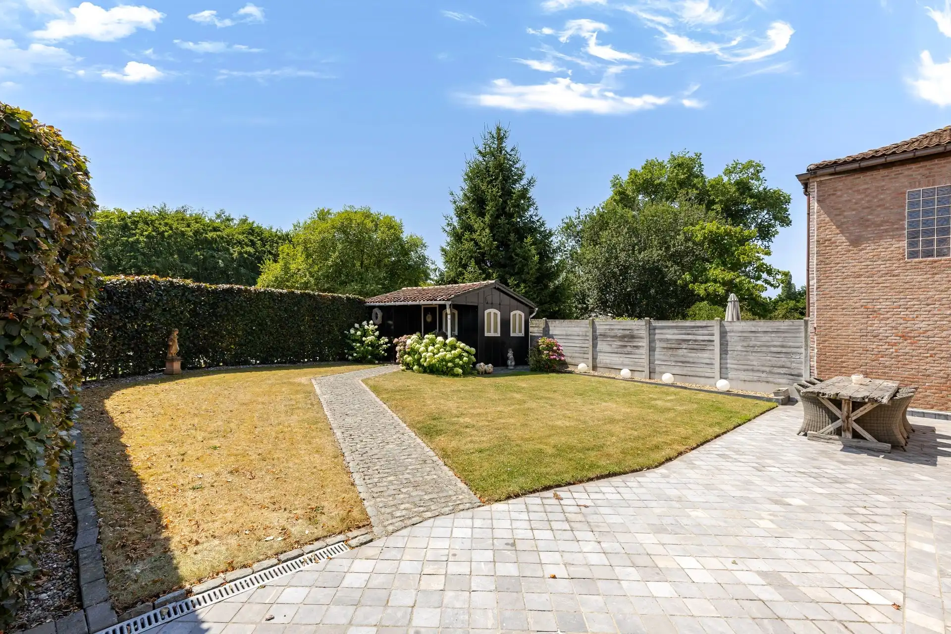 Karaktervolle woning op een rustige ligging met zuidgerichte tuin foto 17