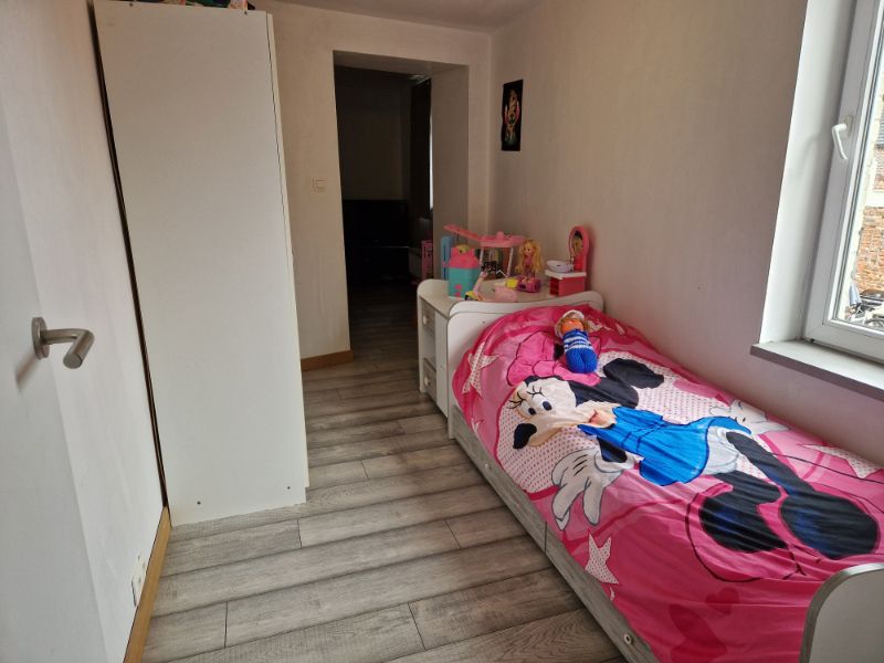 Instapklare woning met 4 slaapkamers en zonnige tuin foto 17
