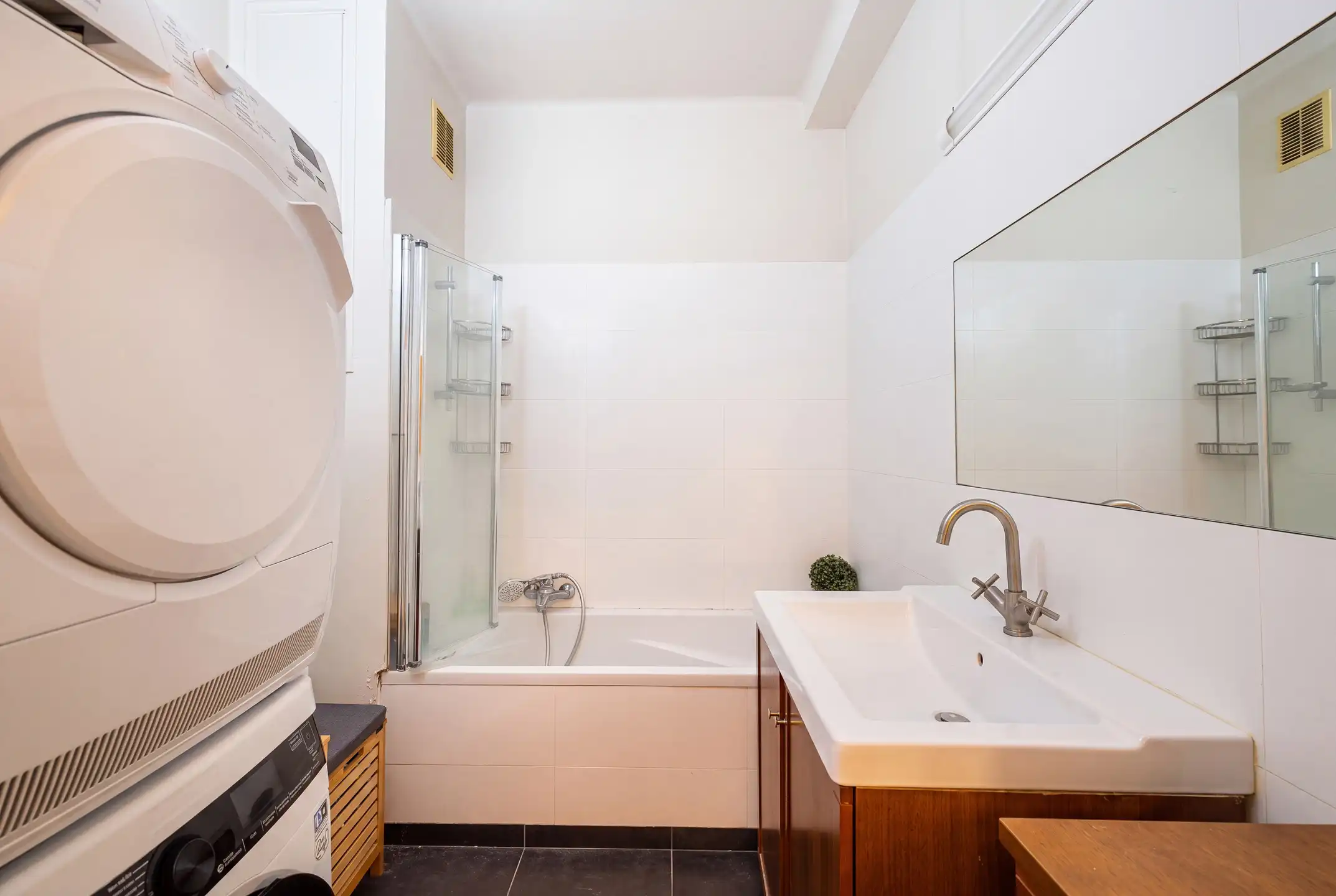 Ruim appartement met 2 slaapkamers – Ukkel, Ter Kamerenbos foto 10