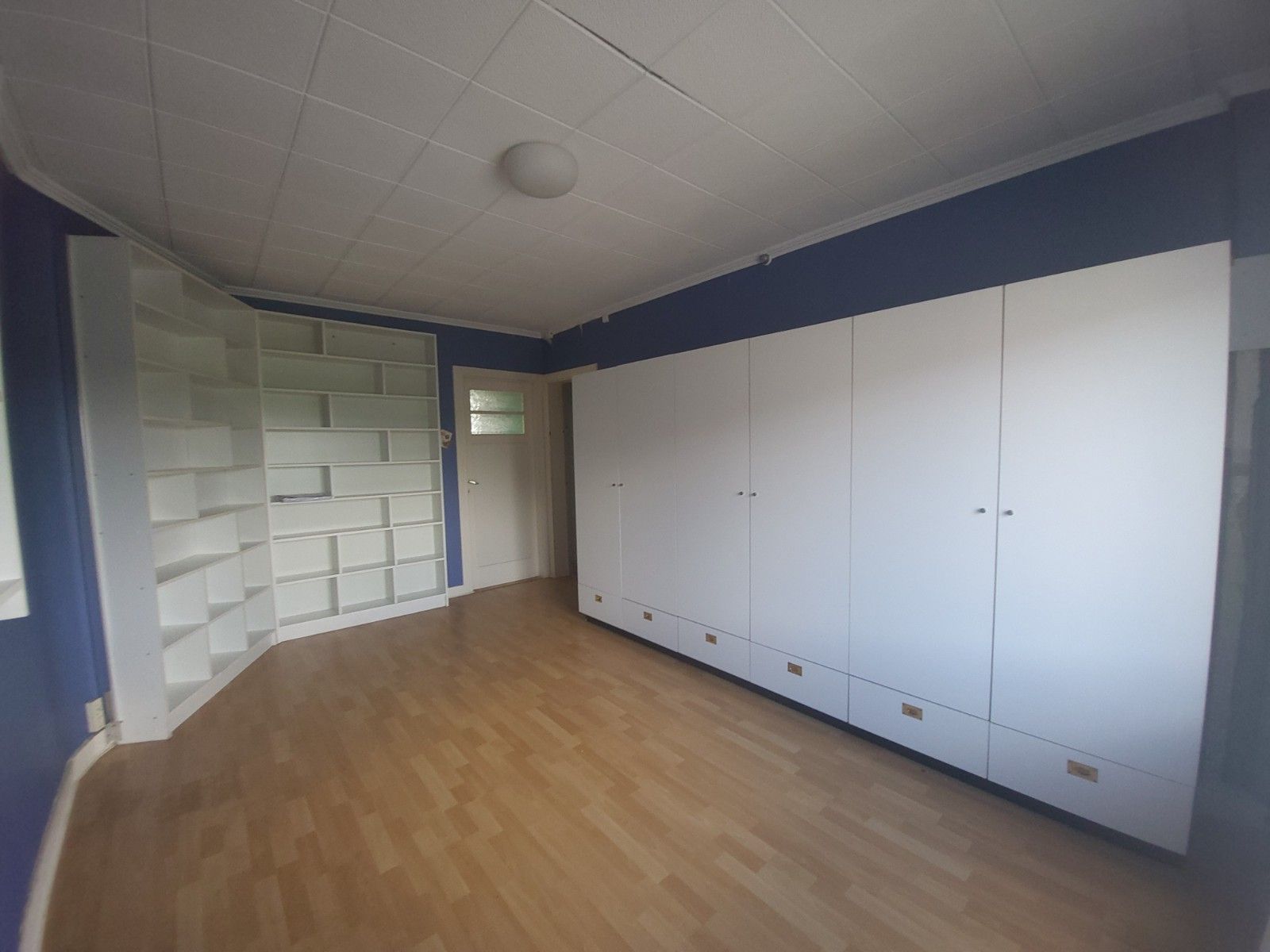 Ruime, centraal gelegen woning in Deinze foto 17