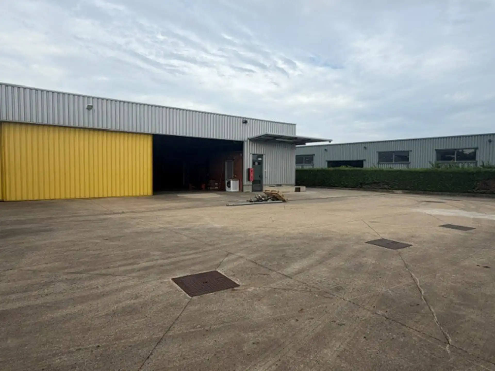 Commerciële ruimte te huur foto 7