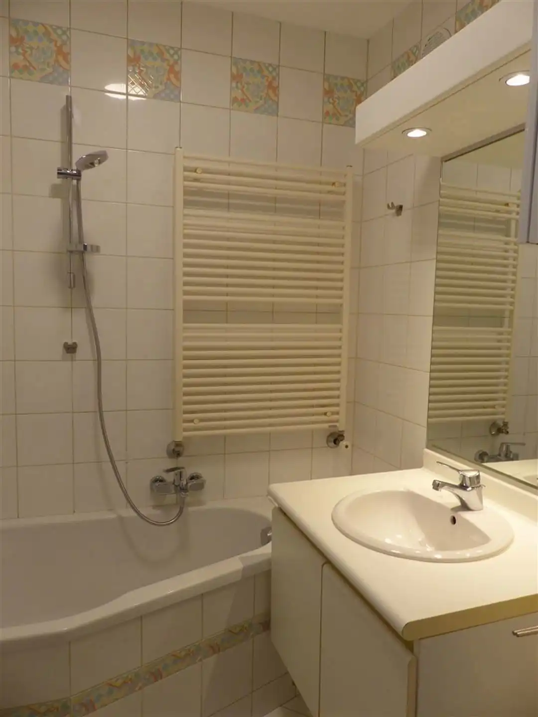 Appartement met 2 slaapkamers in een rustige buurt! foto 5