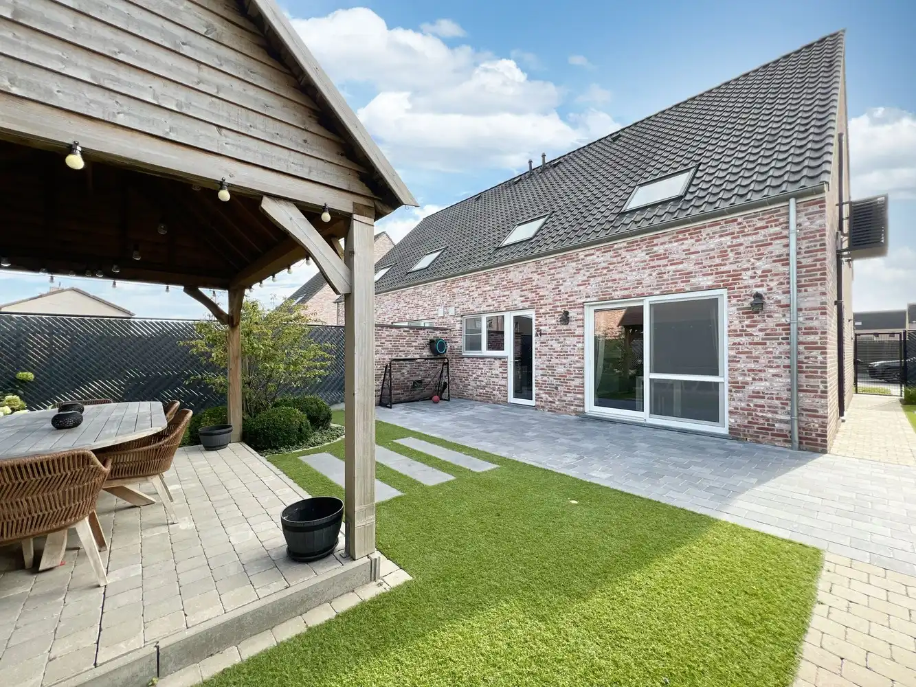 Recente, smaakvolle woning (3 slpks) + aangelegde tuin! foto 19