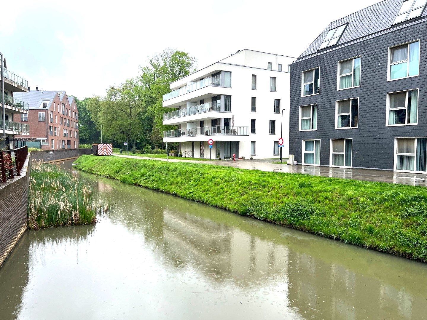 Ruim APPARTEMENT te Diest : 2 slpks, terras, stpl foto 4