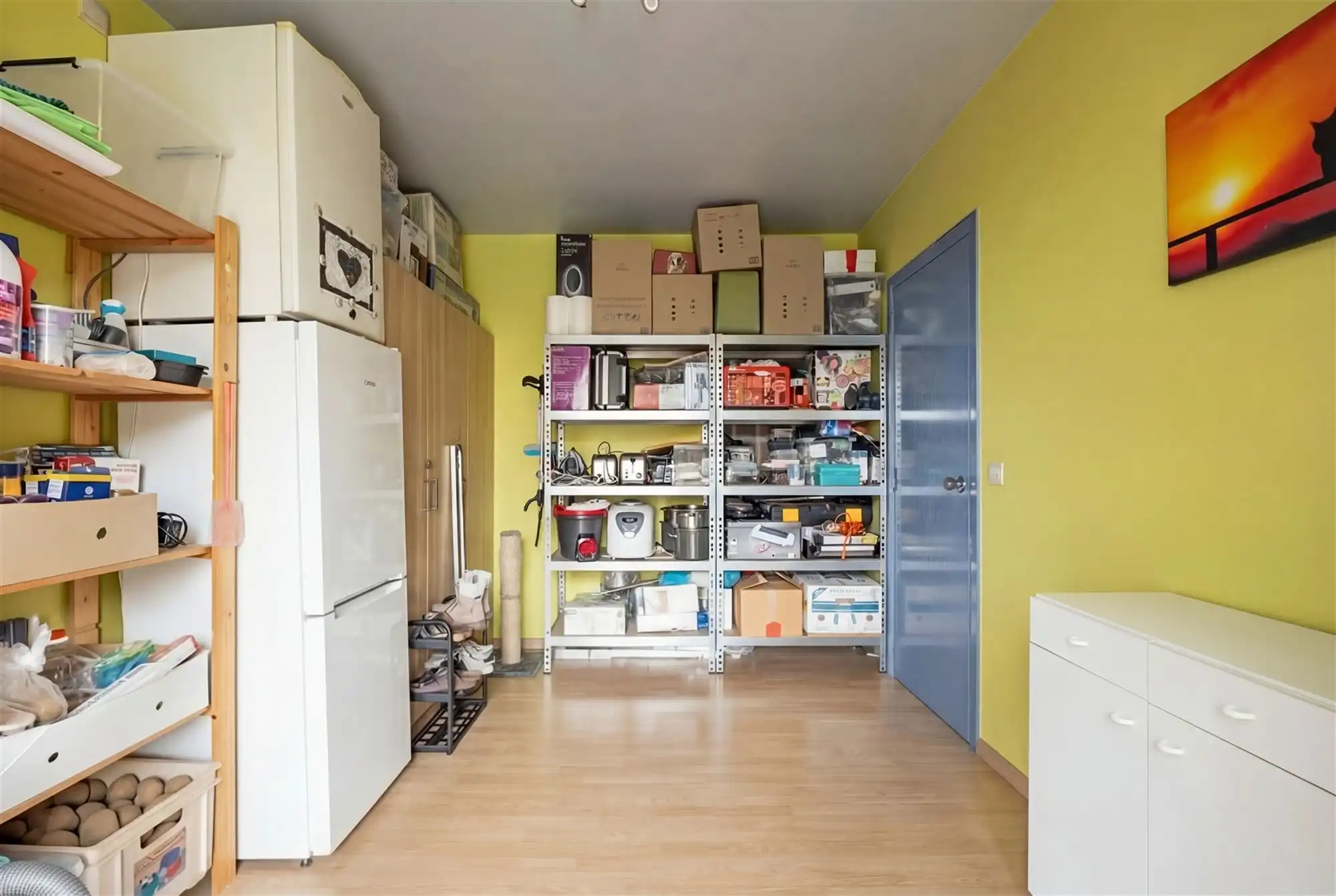 Instapklaar appartement met terras en garage foto 9