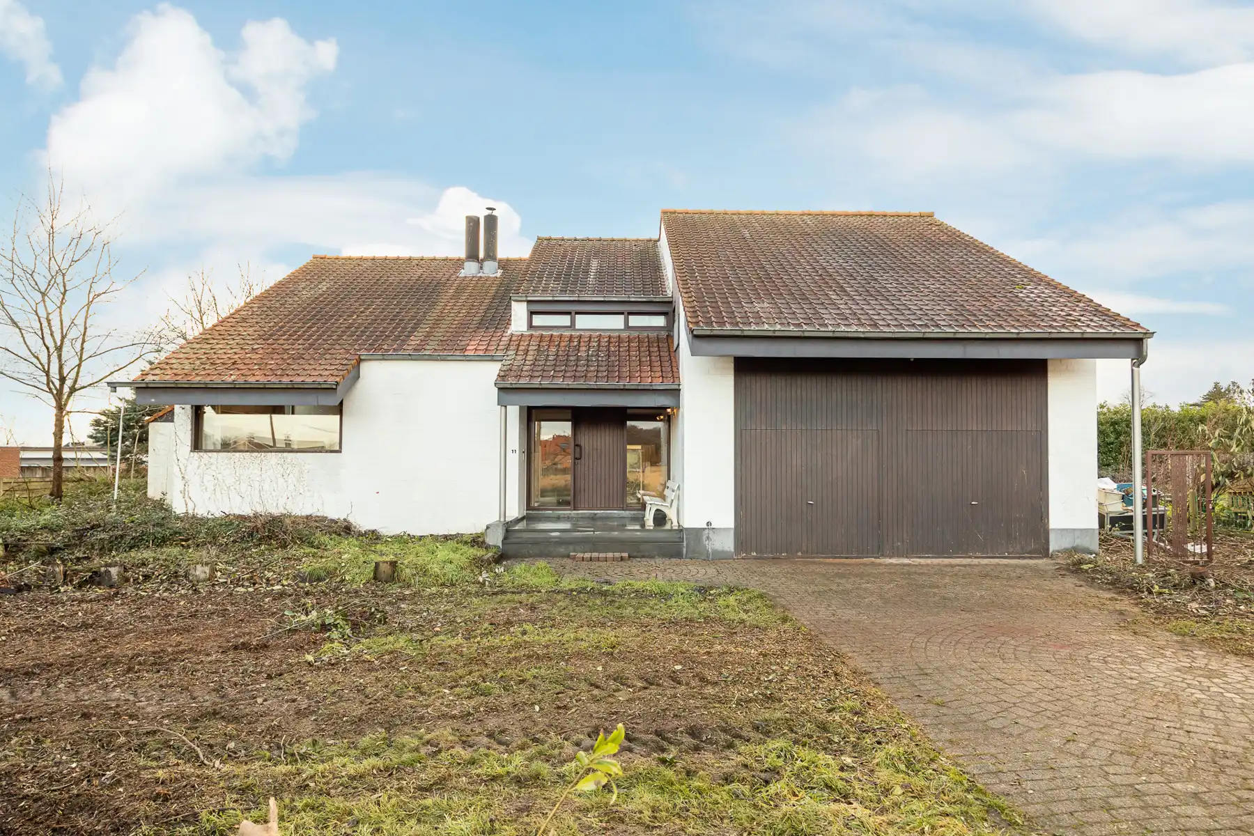 Te renoveren split-level villa met 4 slk + bureel op 1.924m² foto 3