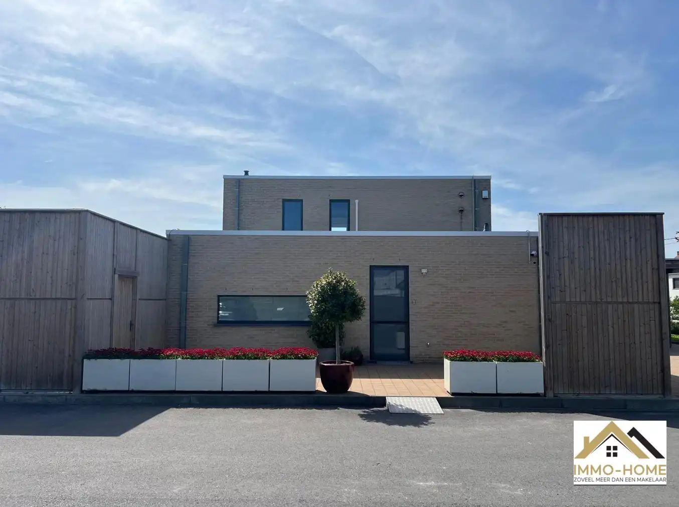 Vrijstaande woning met 3000M2 grond en landelijk uitzicht!! foto 25