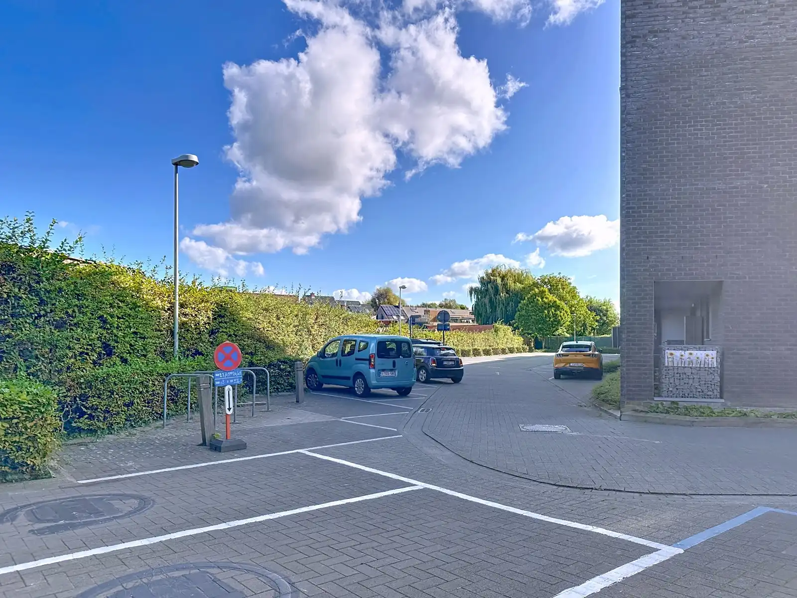 Handelsruimte te koop in centrum Aartselaar – met ruime vitrine en A-label EPC foto 6