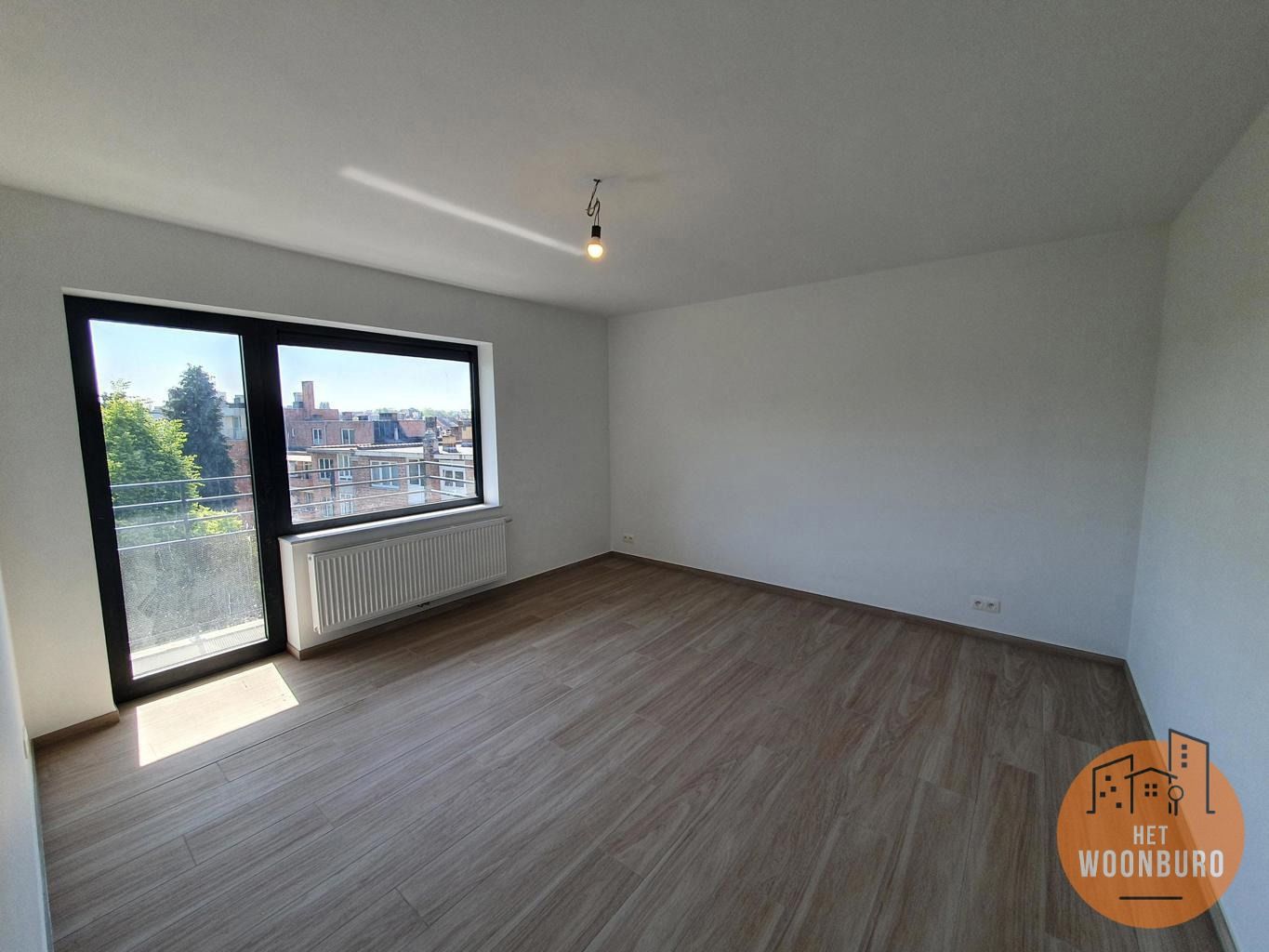 Appartement 4e Verd. achteraan met autostaanplaats foto 7