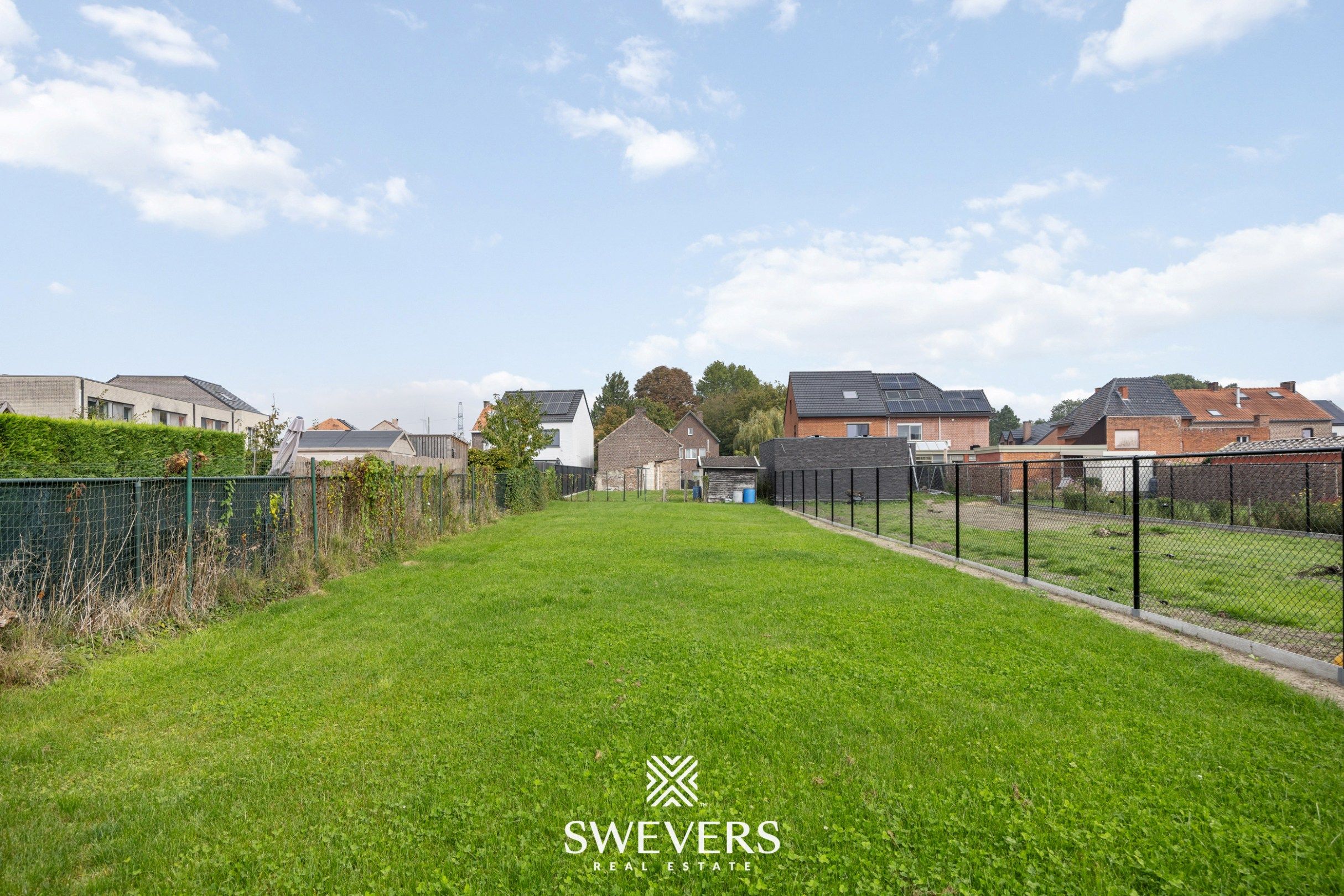 Te renoveren open bebouwing met groot perceel in rustige straat in Bilzen foto 26