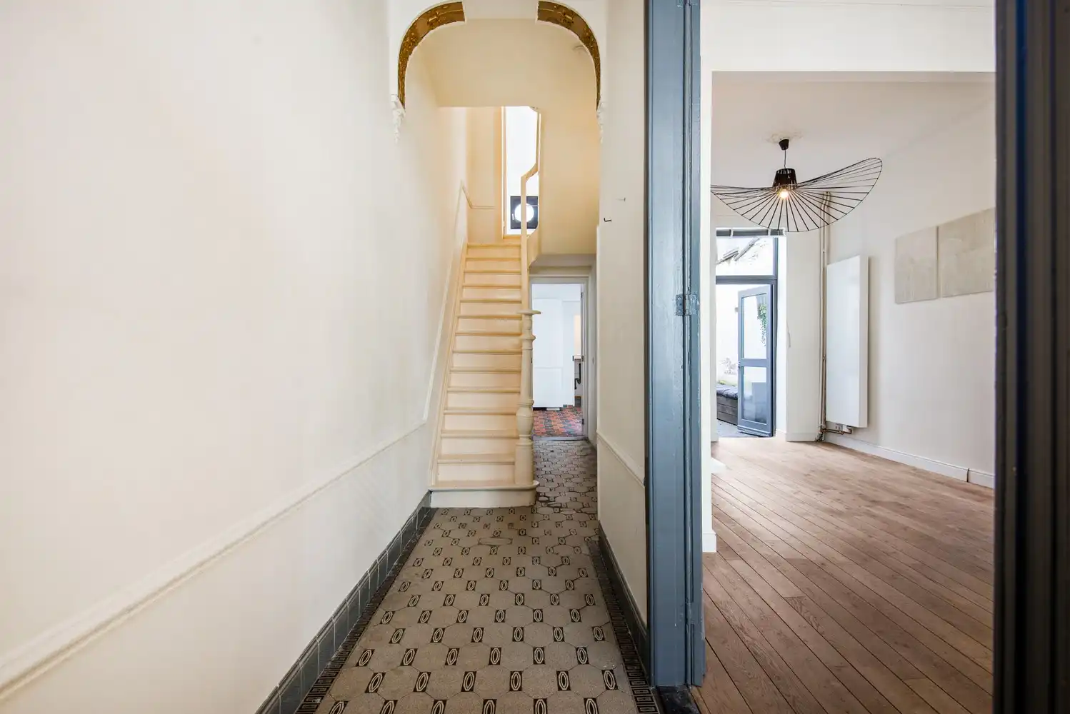 Ruime en instapklare gezinswoning met 4 slaapkamers in Wilrijk foto 3