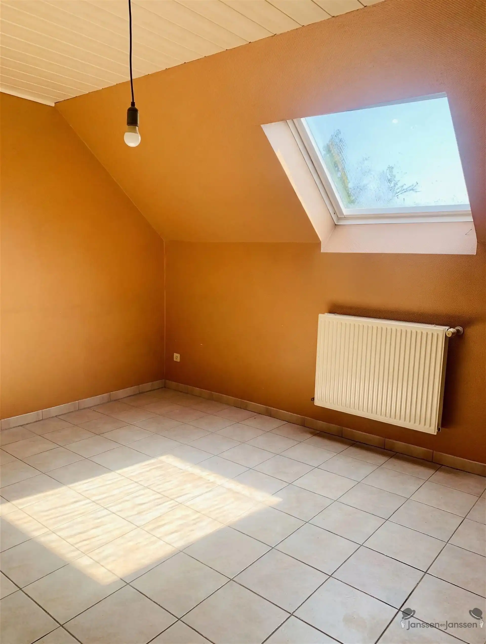 Rustig gelegen duplex appartement met terras foto 8