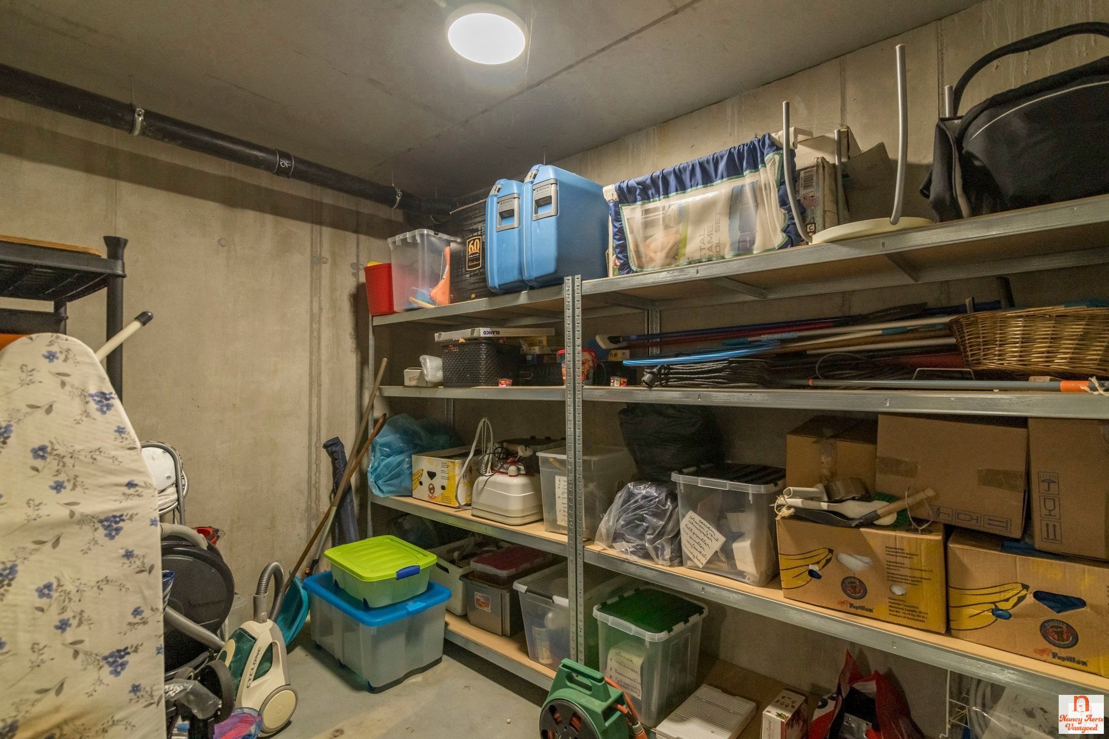 Ruimtelijk wonen met verfijnde afwerking in hartje Koersel foto 30