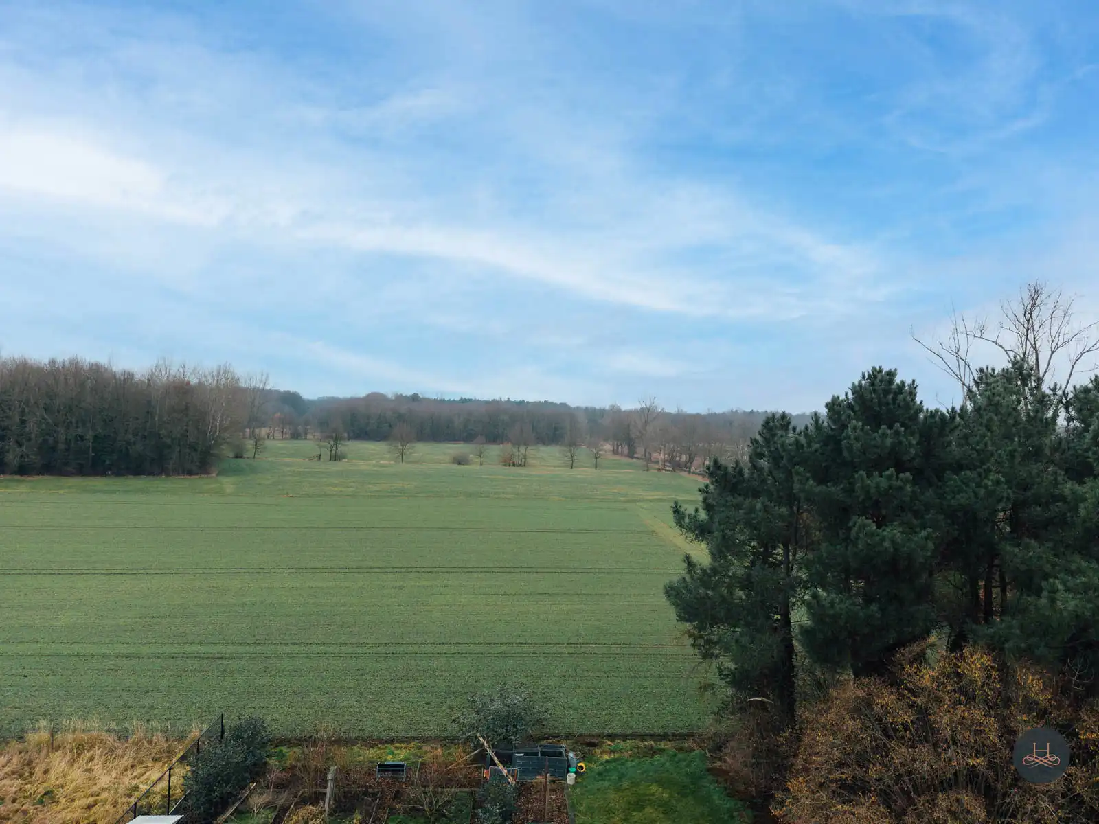 Riante woning met 5 slaapkamers op een uniek perceel.  foto 33