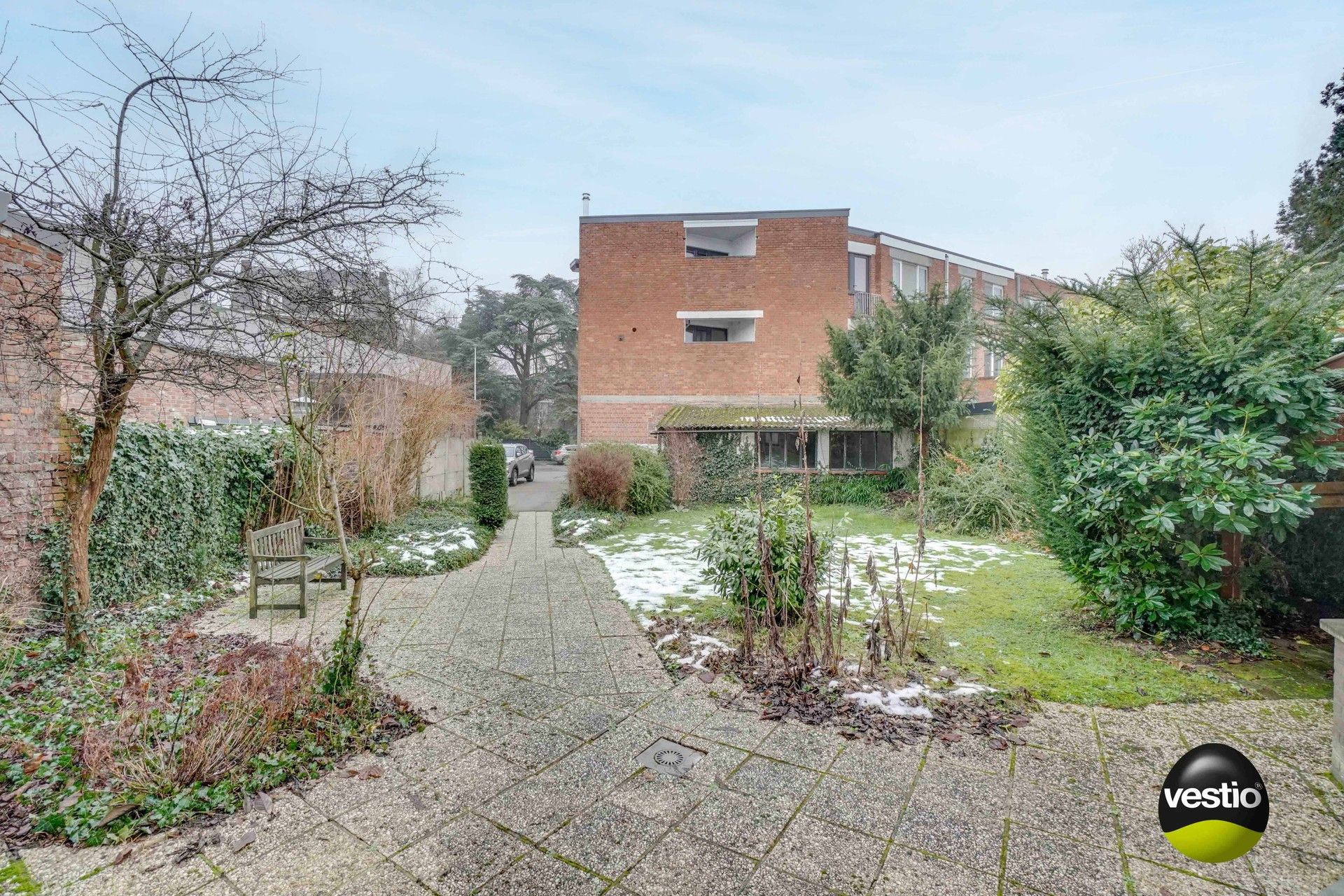 RUIME WONING MET MOGELIJKHEID KANTOOR-/PRAKTIJKRUIMTE BINNEN GROTE RING HASSELT foto 11