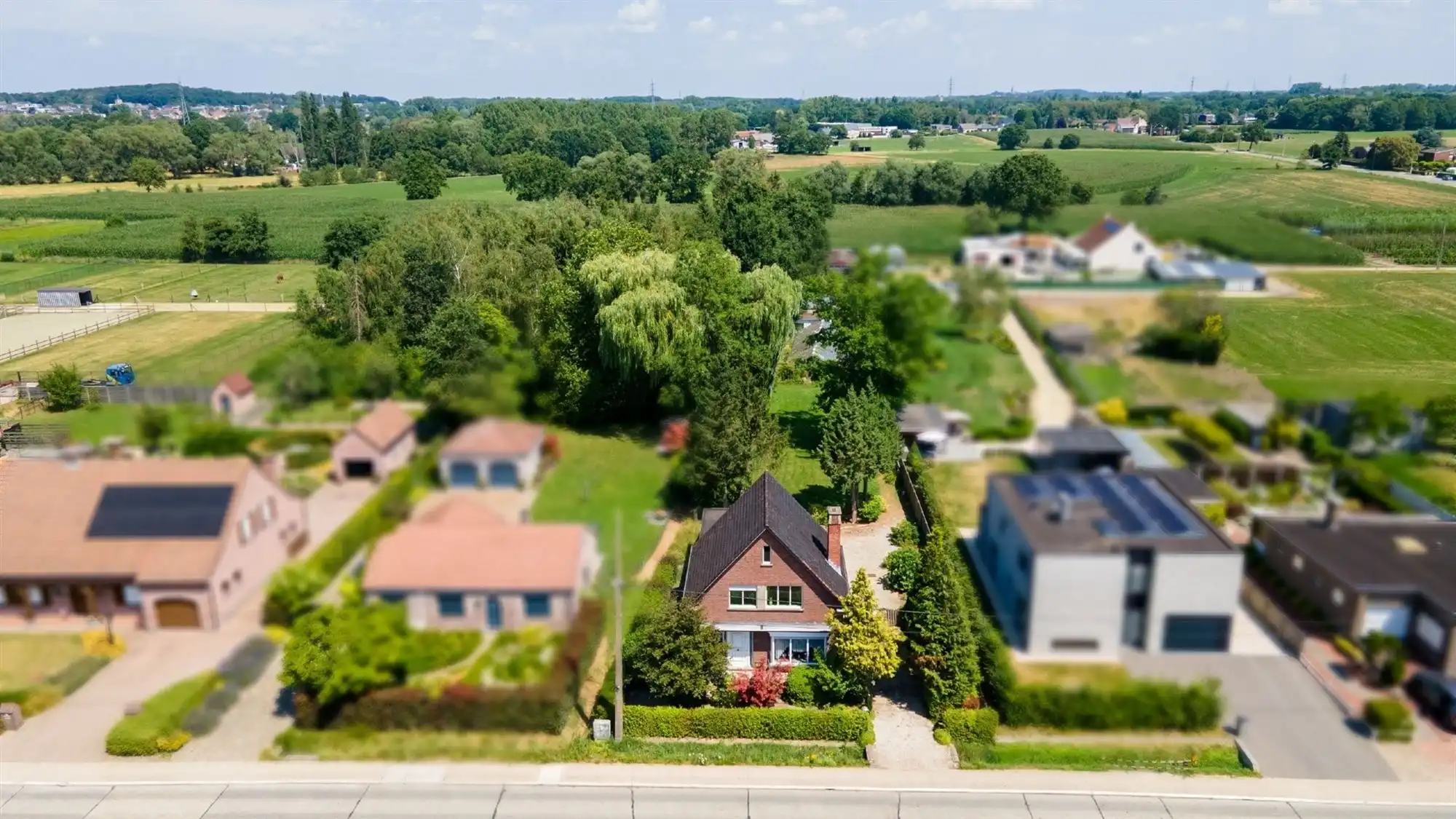 Hoofdfoto van de publicatie: Te renoveren woning met veel potentieel in het landelijke Schriek
