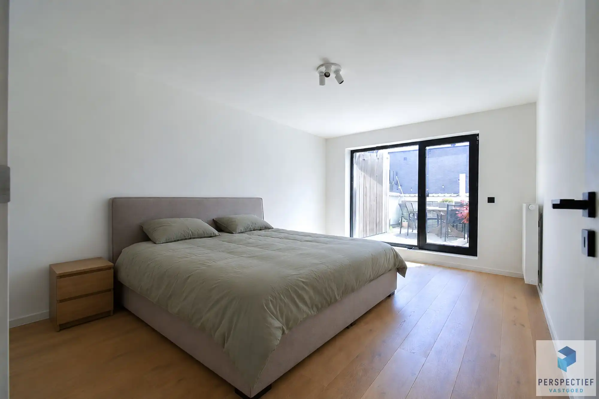 Groot appartement 128m² met 3 slaapkamers en GROOT terras - (A LABEL) foto 8