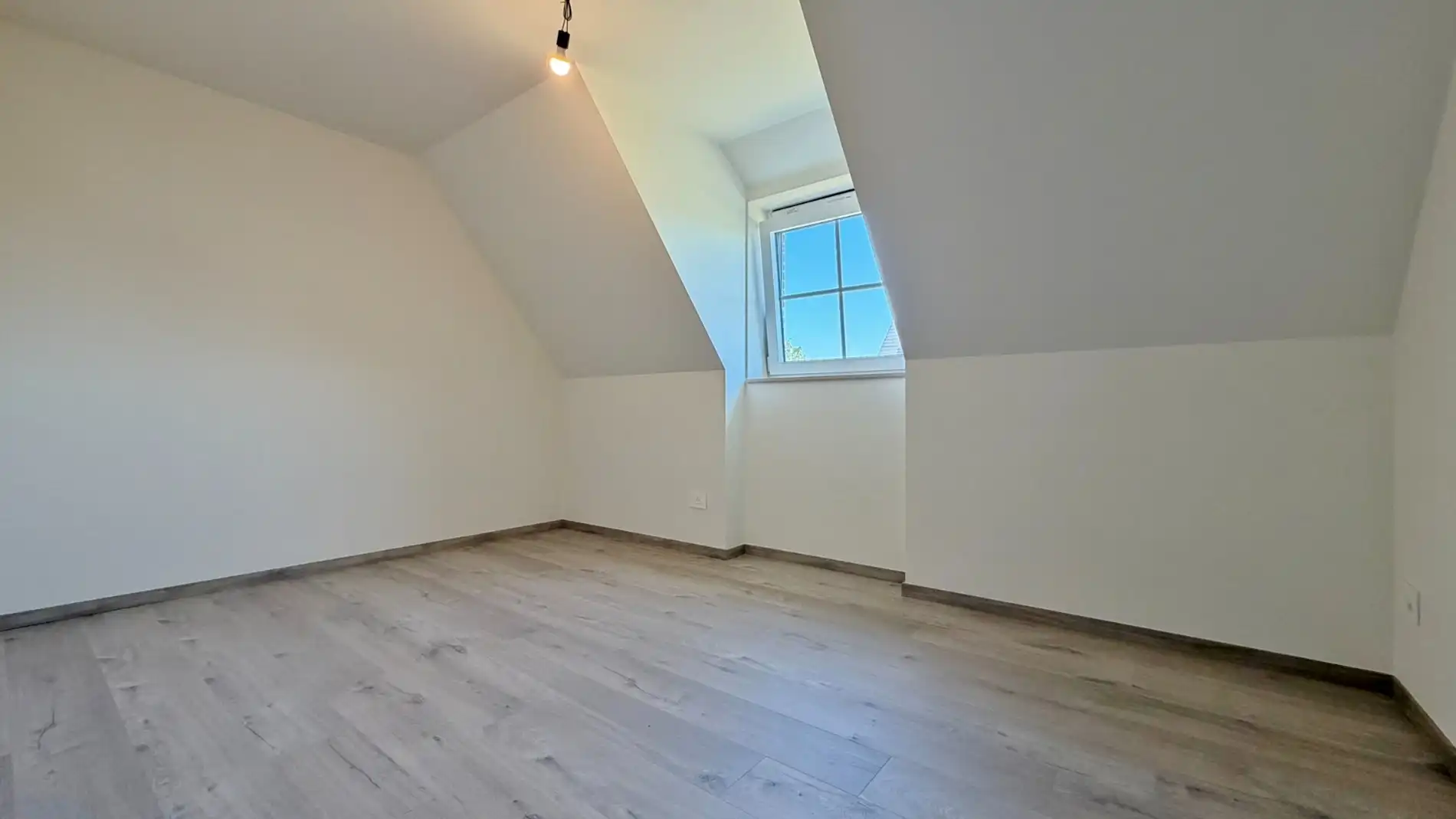 Exclusieve nieuwbouwvilla te huur – Luxueus wonen met prachtig open zicht foto 13
