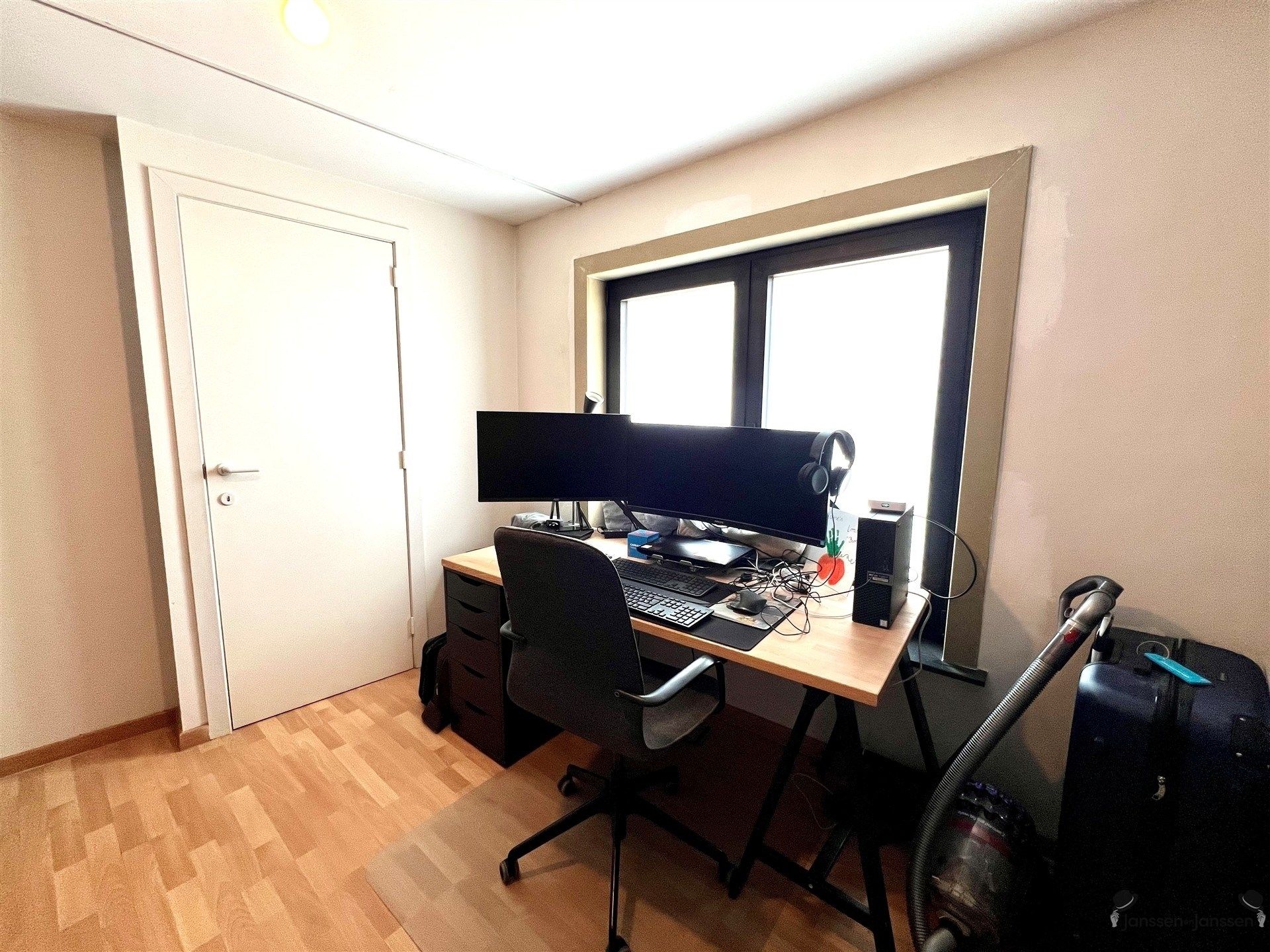 Gezellige woning met 4 slpk en tuin foto 12