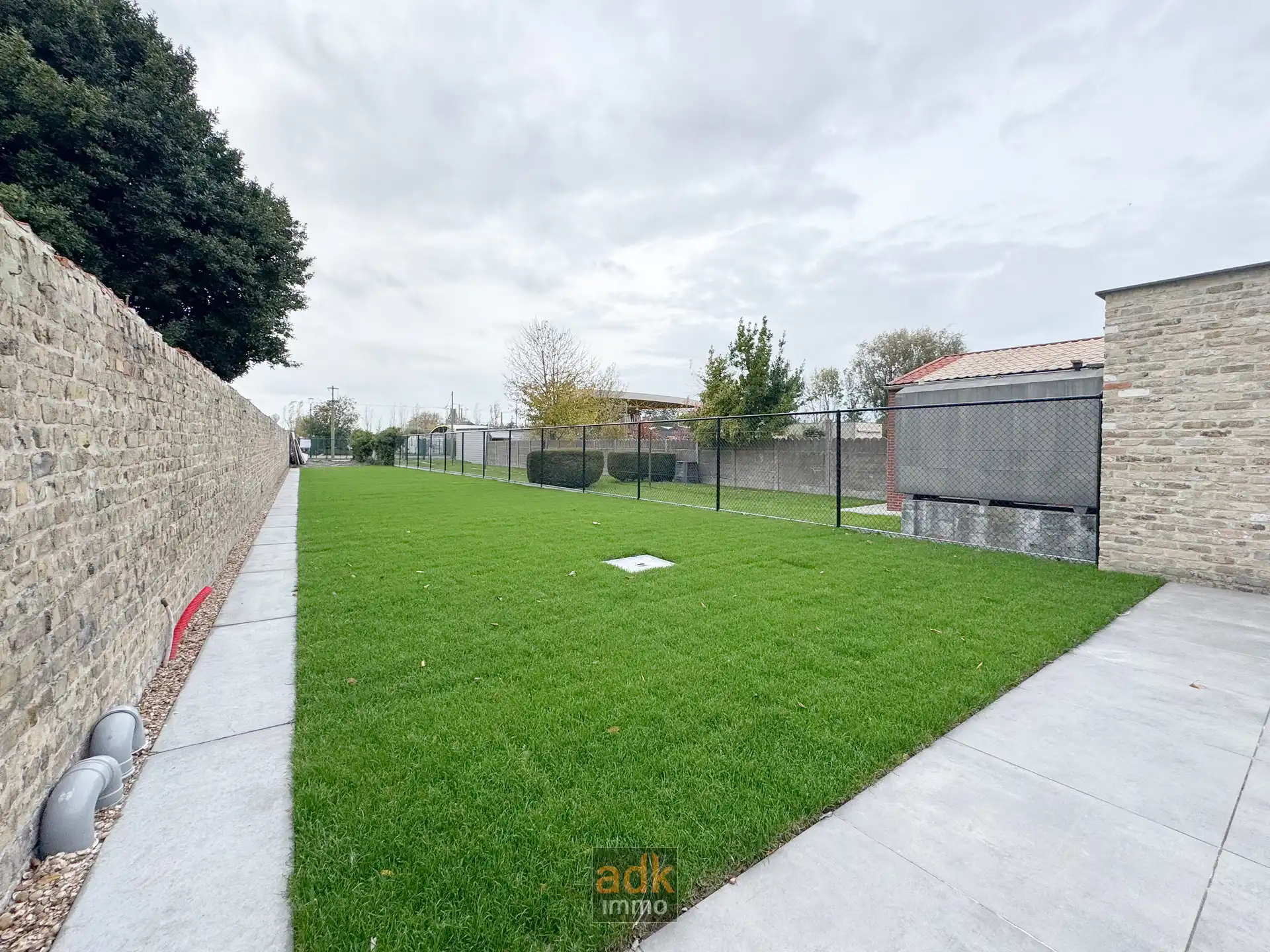 Instapklare 4-gevelwoning met zonnige tuin, terras. foto 3