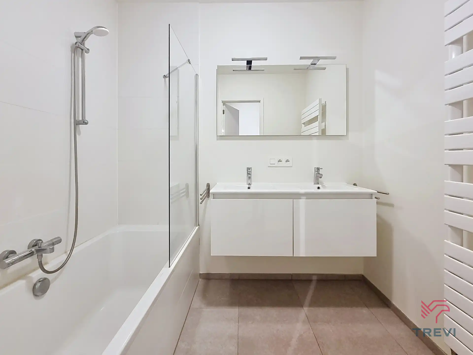 Appartement met 2 slaapkamers van ±90 m² in recent gebouw foto 10