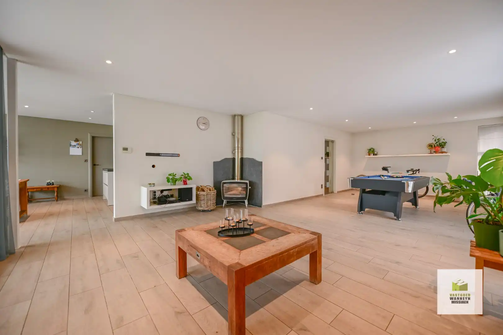 Ruime open bebouwing met 4 slaapkamers en landelijk vergezicht foto 4