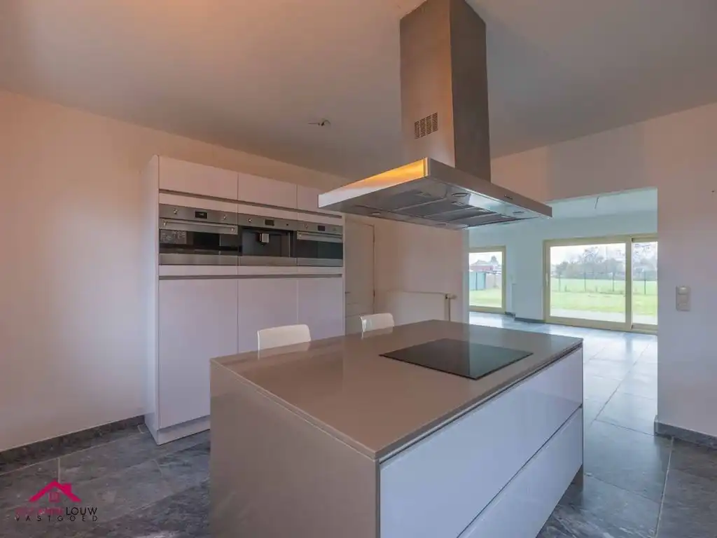 Landelijke vrijstaande woning met tuin foto 14