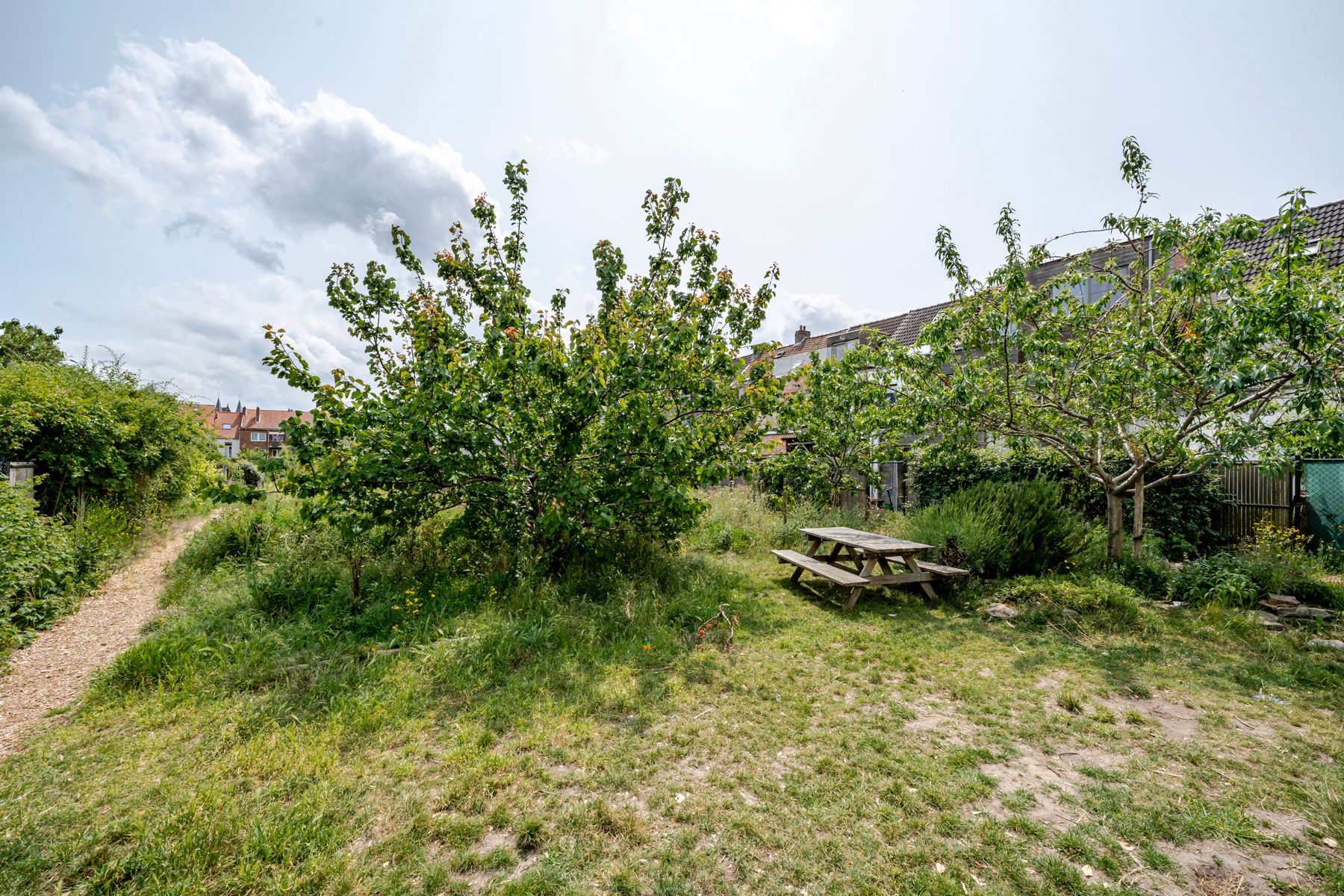 Charmante stadswoning met loods foto 31