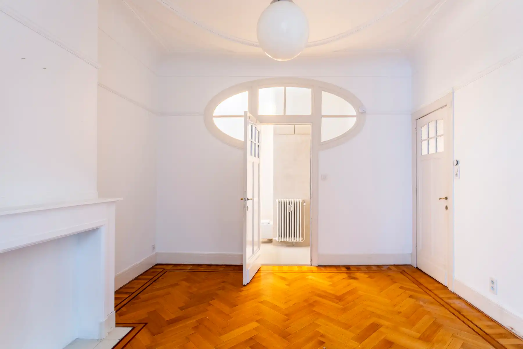 Uniek 2 slpk appartement met terras op toplocatie foto 8