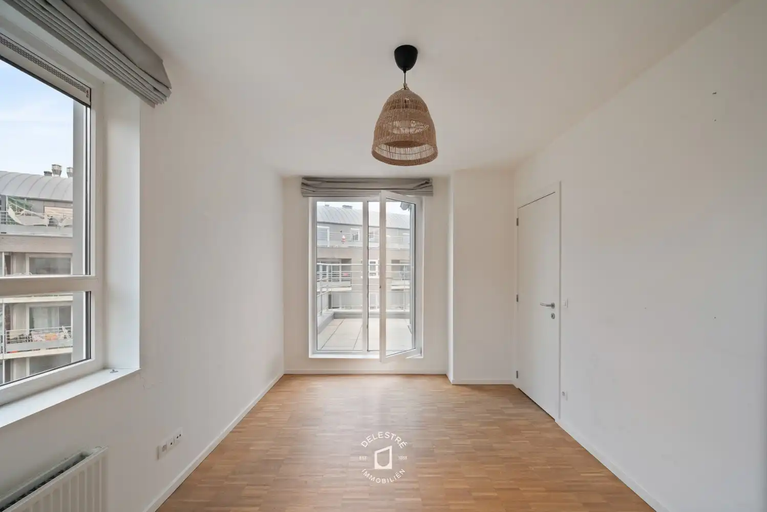 ** IN OPTIE ** ZALIGE ZONNIGE PENTHOUSE MET GIGA TERRAS VAN 42 M2 + 2 PARKINGS + KELDER foto 17