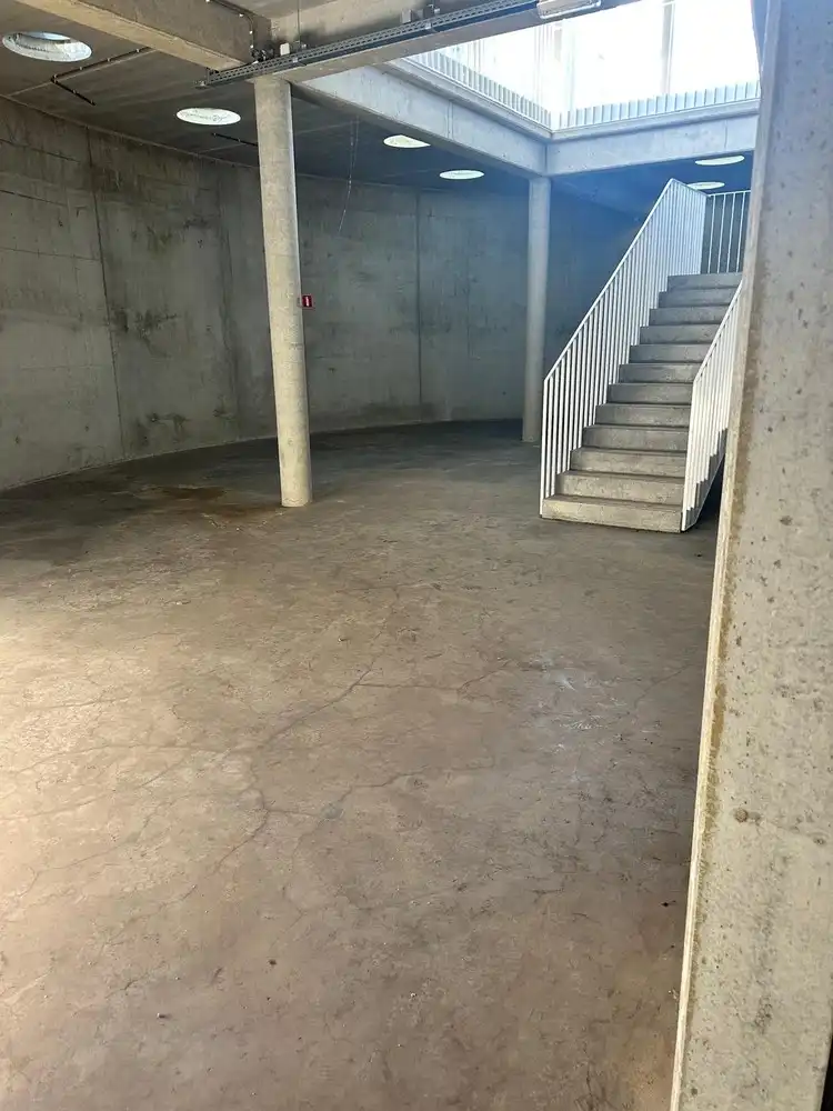 799m² Kantoren/showroom foto 14