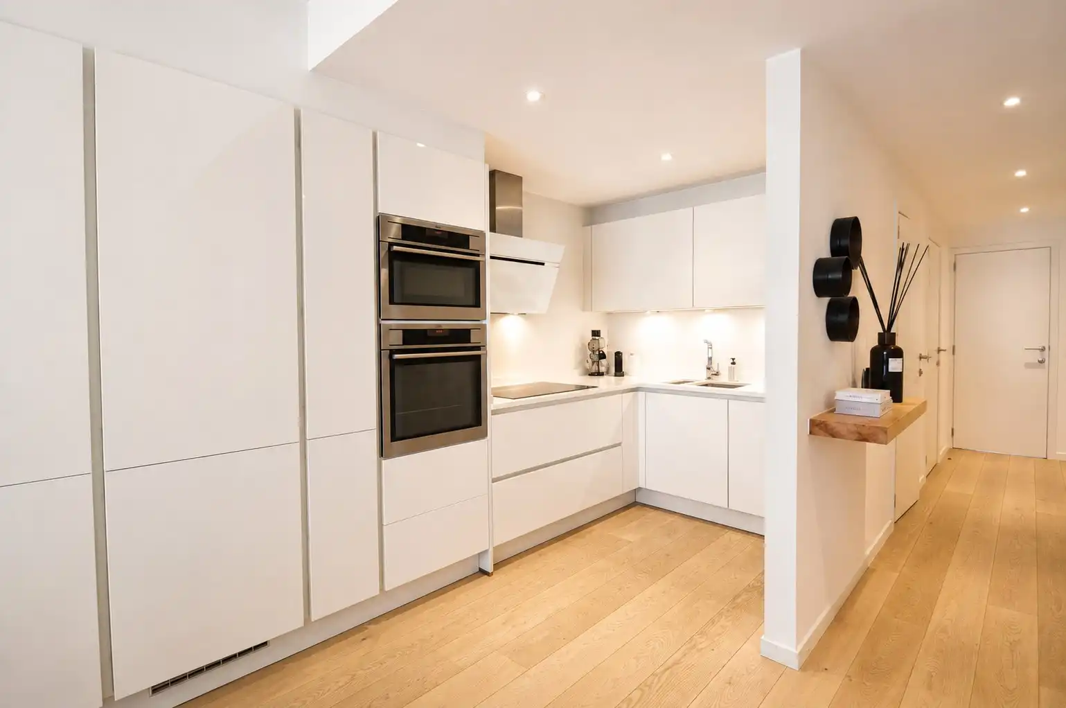 Instapklaar appartement met twee volwaardige slaapkamers op centrale ligging. foto 8