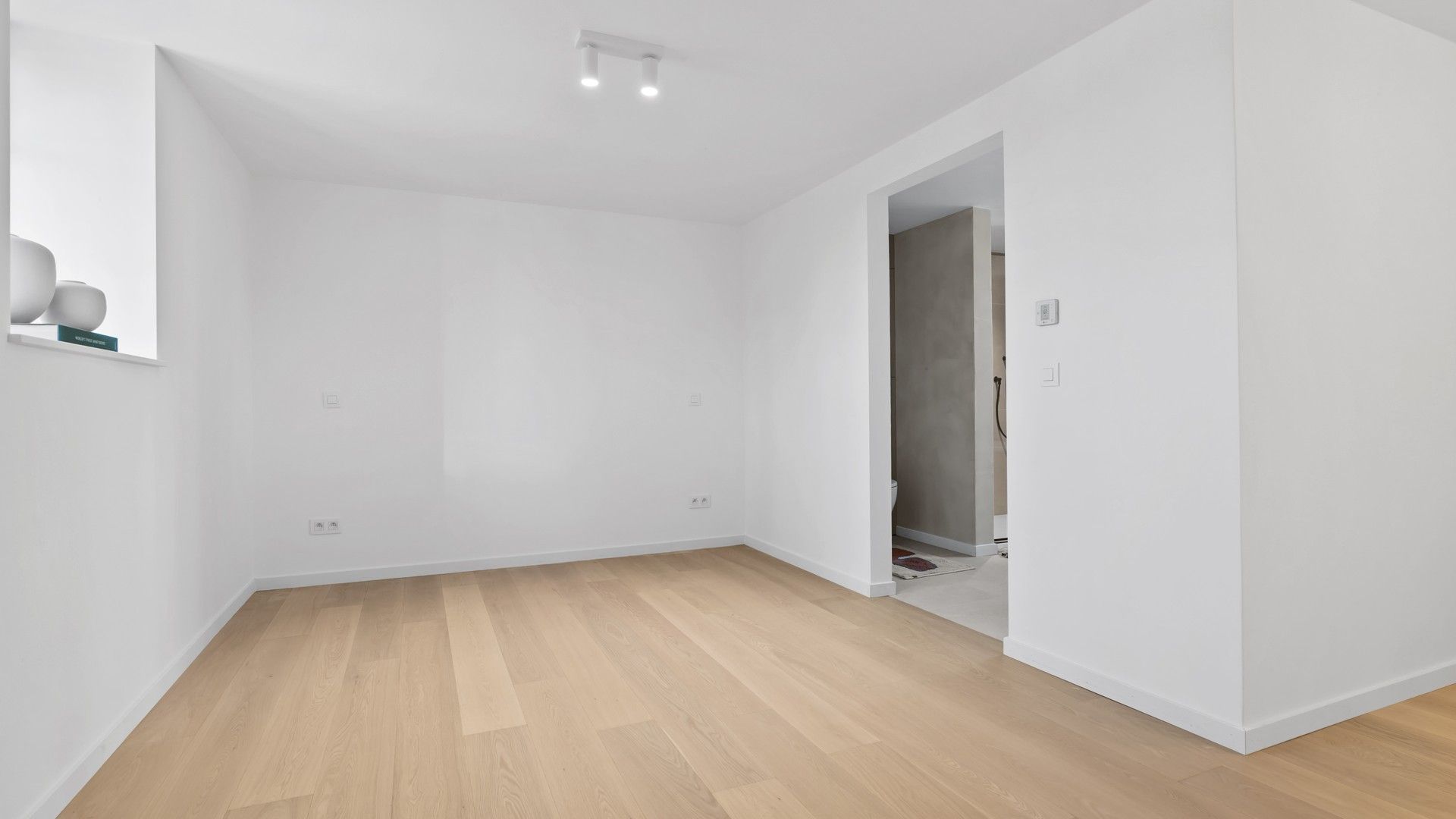 Exclusief hippisch eigendom met binnen- en buitenpiste, paardenstallen foto 34