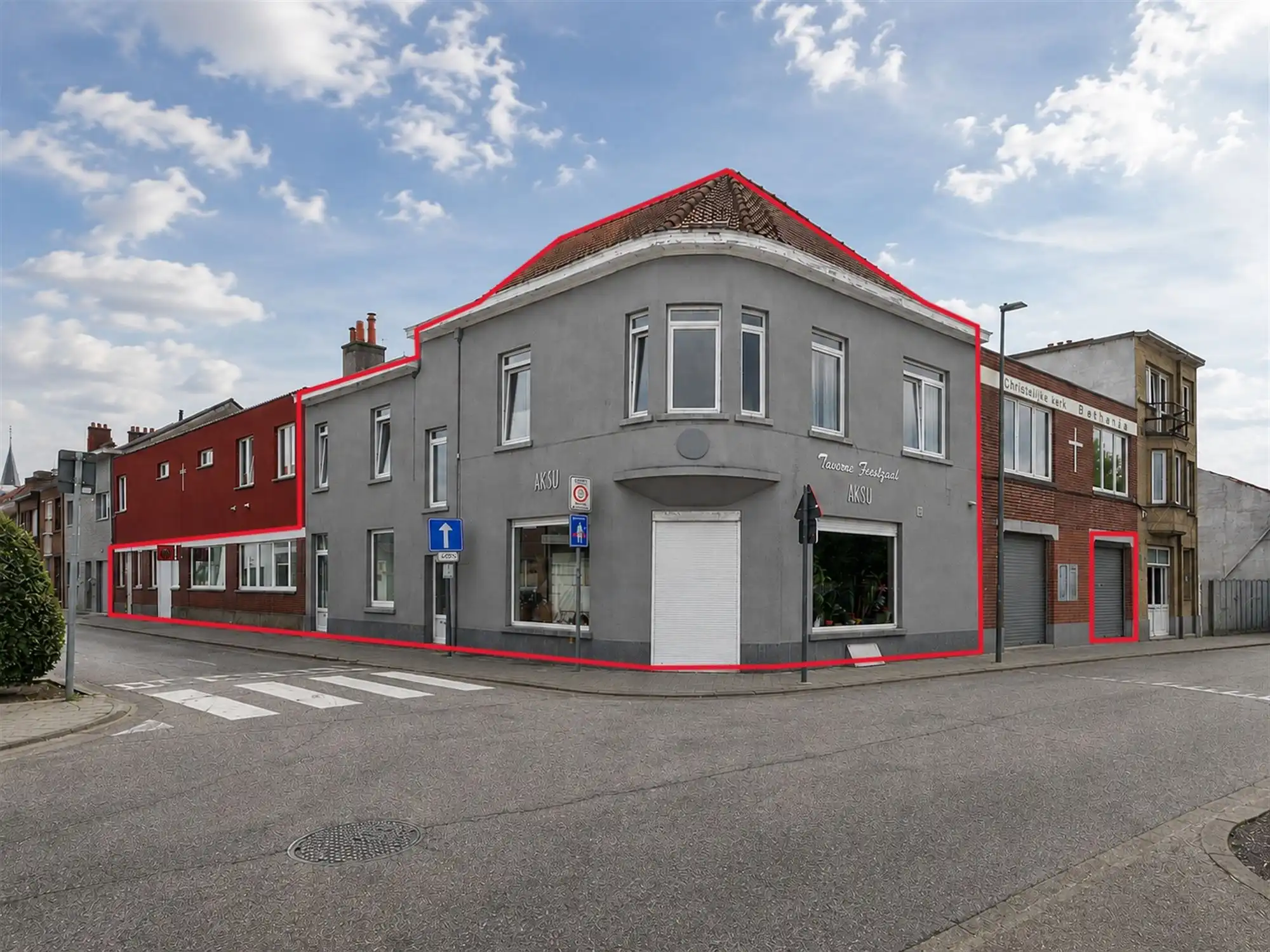 Huis foto {{pictureIndex}}
