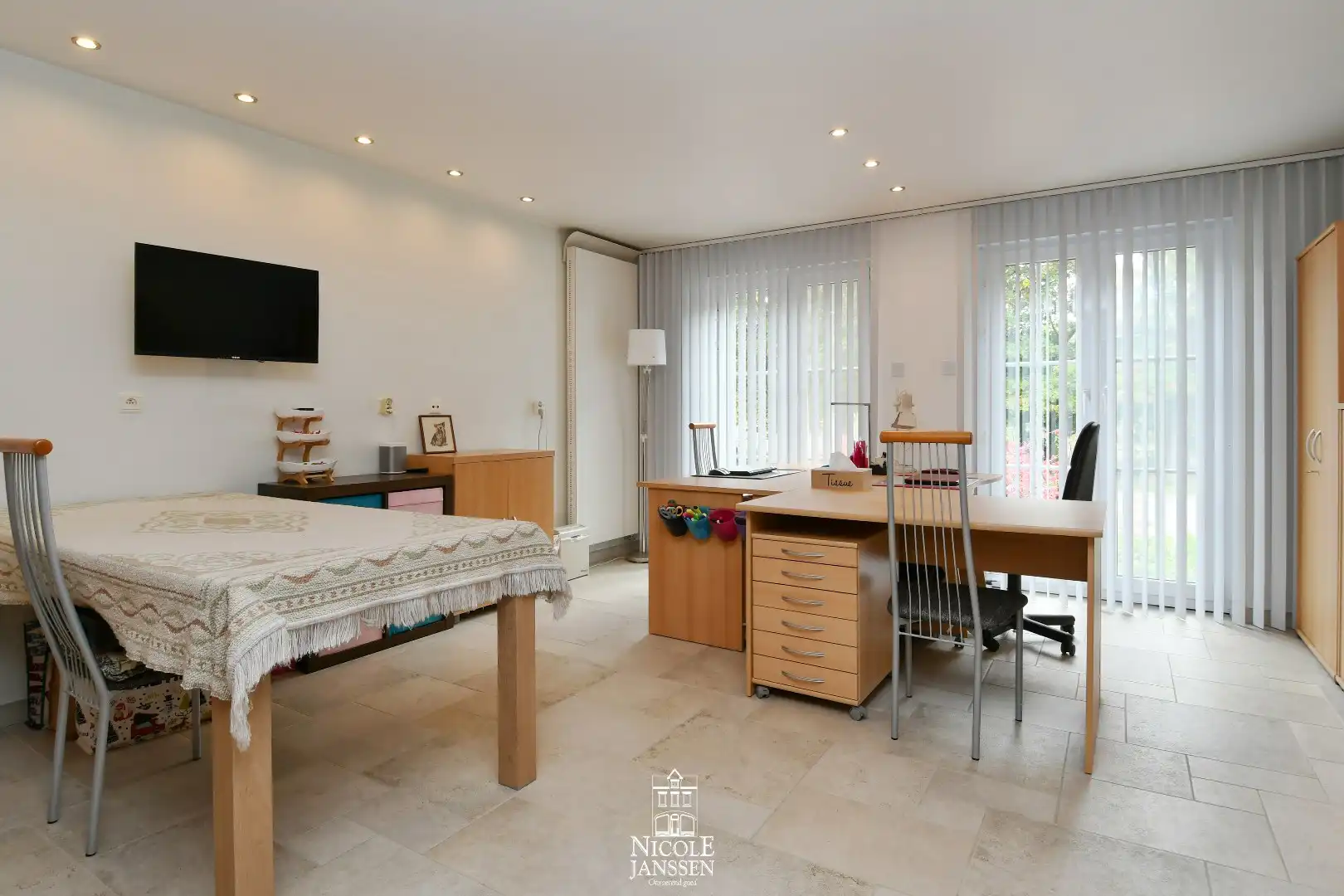 Zeer ruime gezinswoning foto 15