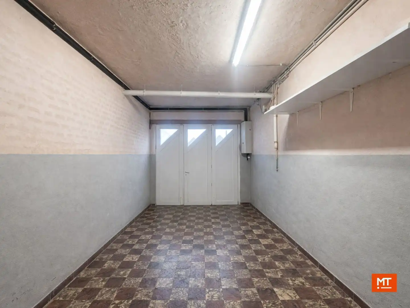 Alleenstaande woning met 3 slaapkamers (4 mogelijk), garage en tuin (ZW) te koop in Langemark foto 13