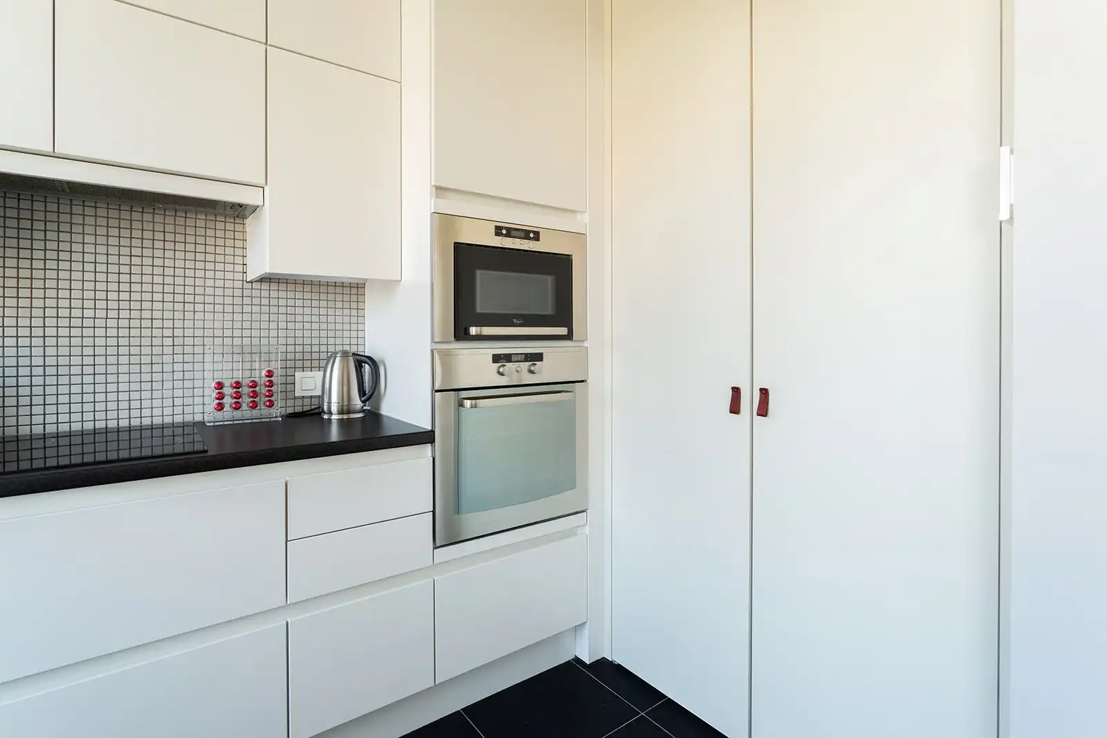 Luxueus gerenoveerd 2 slk appartement op het Zuid foto 8