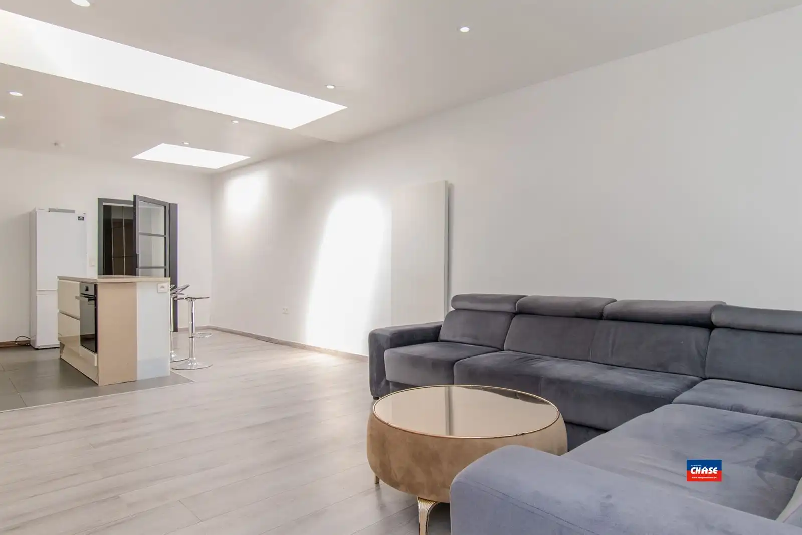 Rijwoning met 3 slaapkamers, 2 badkamers en terras foto 3